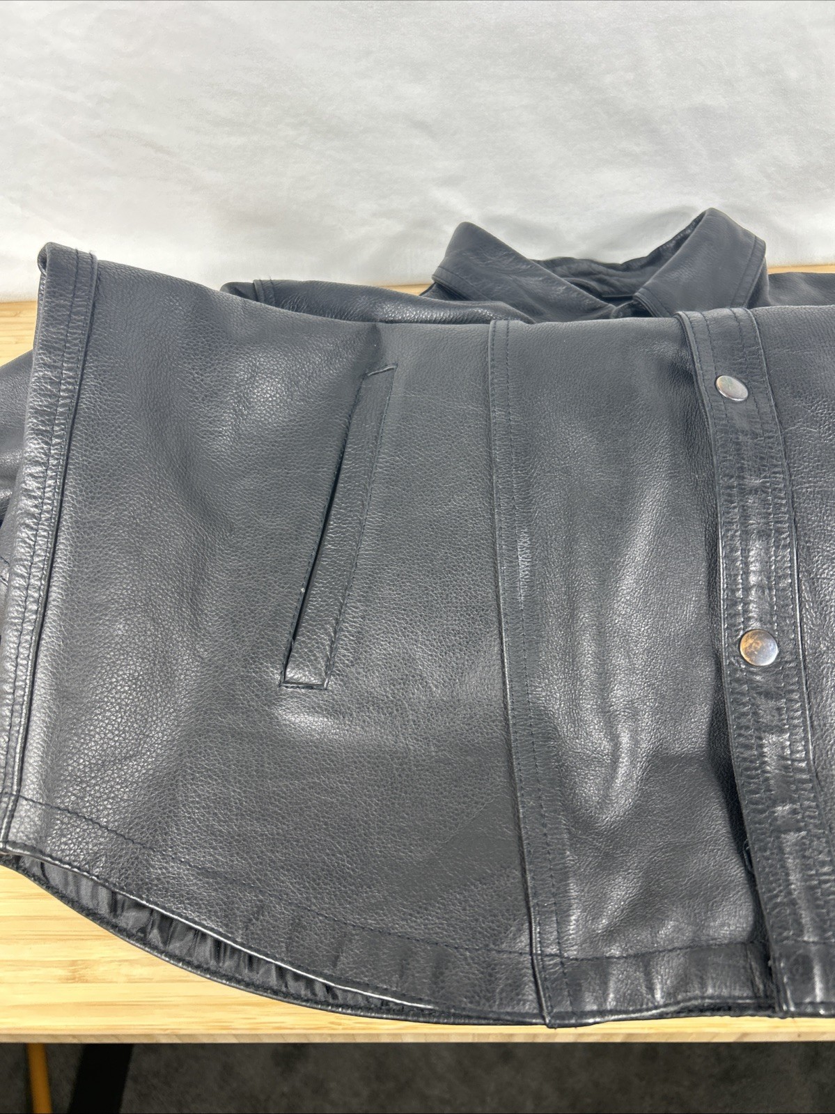 Vintage Men’s Genuine Leather Jacket (XL ~ Fits Like L) Name of Quality Products