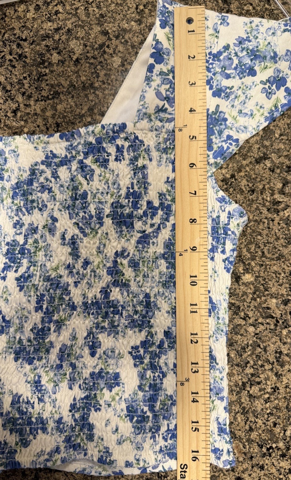 Midnight Sky Cotton Linen Blend Floral Blouse M Blue White Smocked Back V-Neck