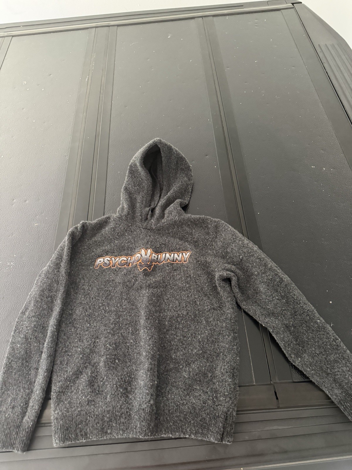 Psycho Bunny Men’s San Luis 100% Wool Hooded Sweater Charcoal Gray Orange Size M