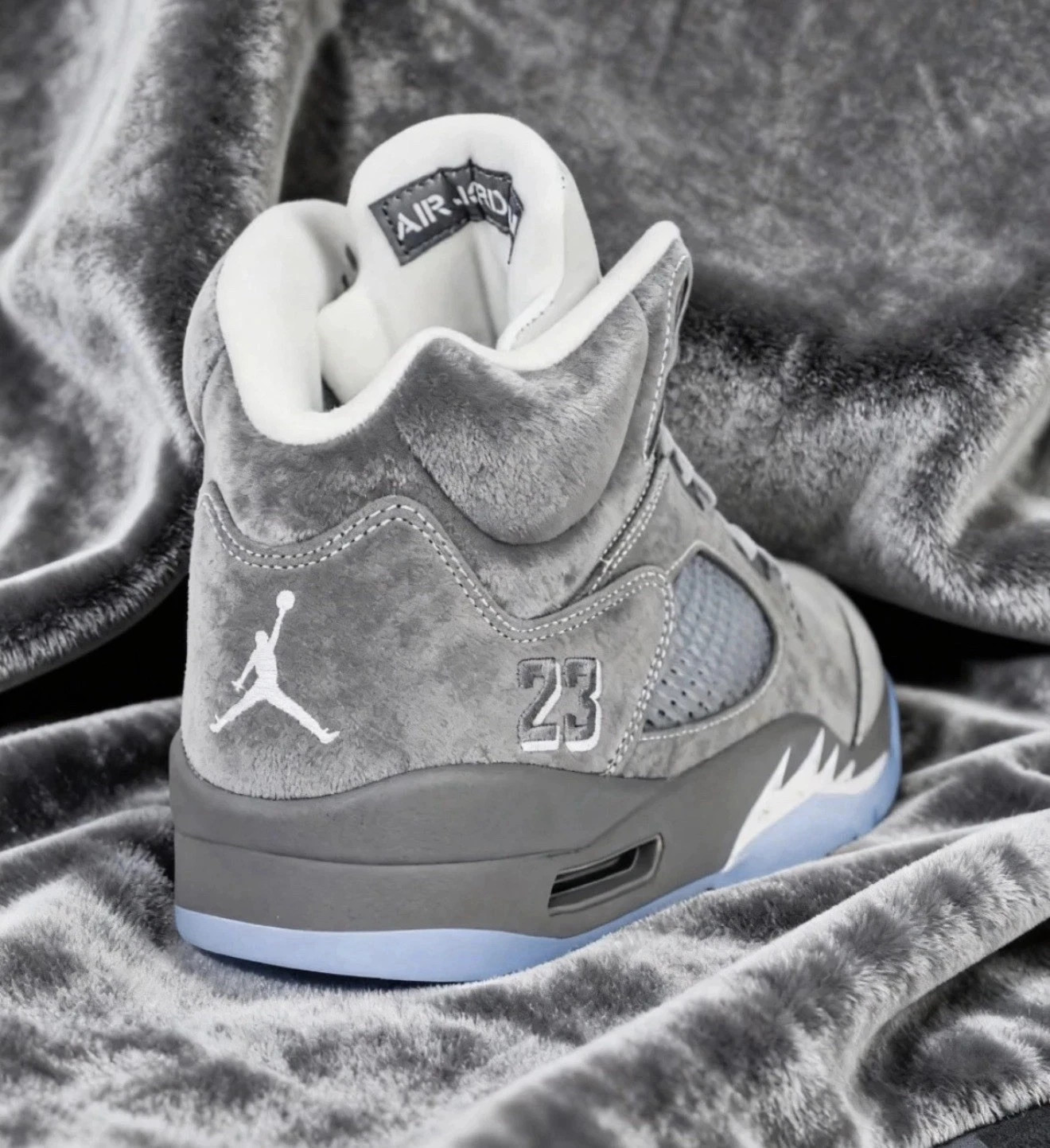 📣Air Jordan 5 Retro Wolf Grey 2026 Sneaker shoes Men’s