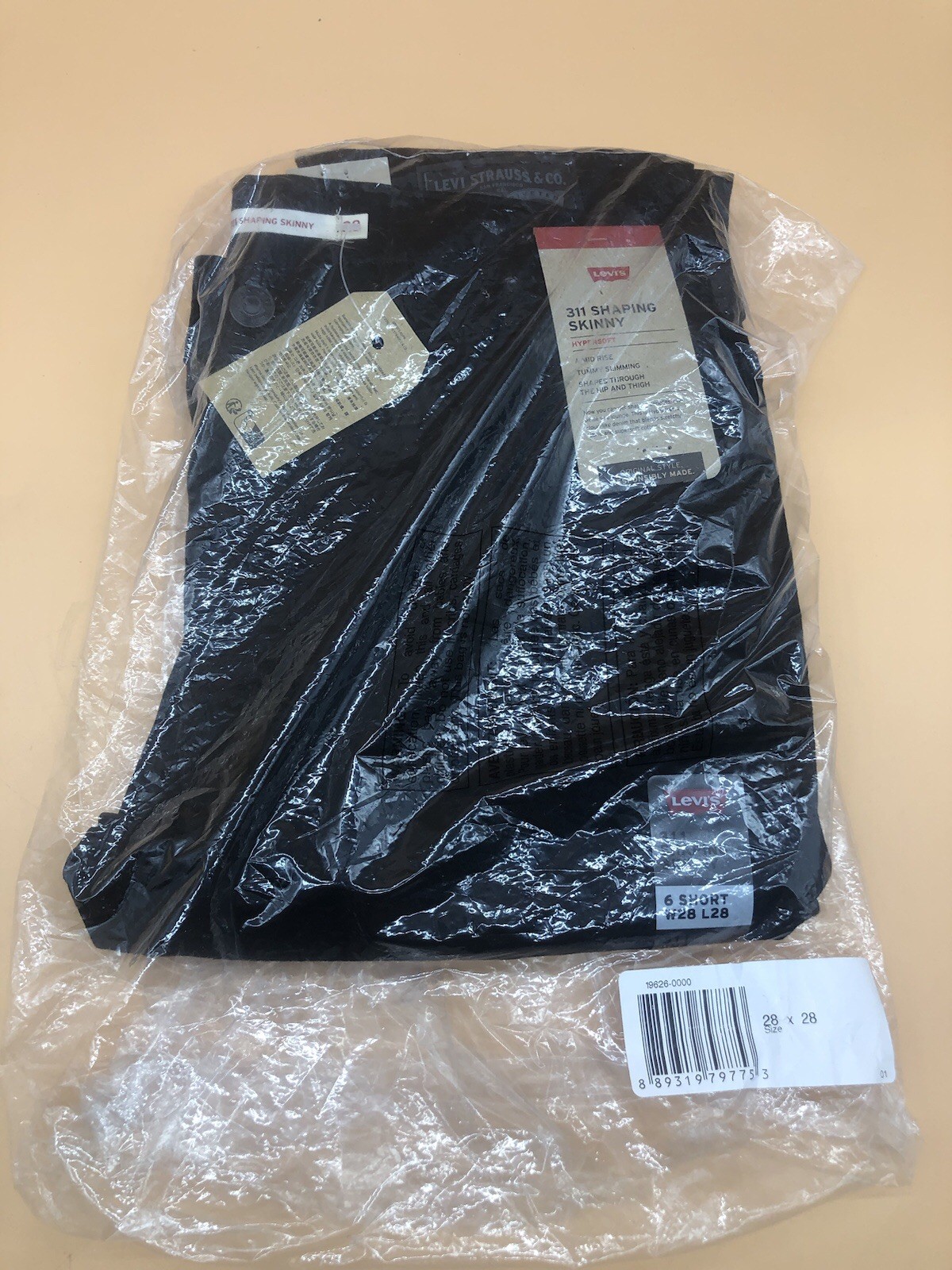 Levis Women’s 311 Shaping Skinny Jeans Black Size W 28 x L 28 New w/ Tags *