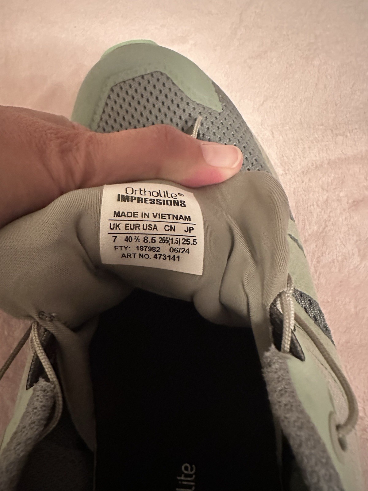 Salomon Mint Green Sense Ride 5 Ortholite Impressions Size 8.5