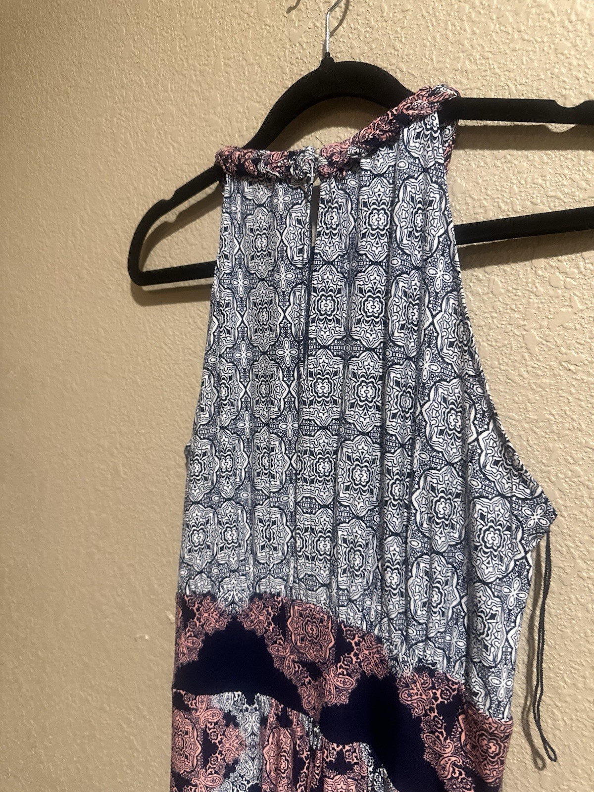 Wisp Blue Pink White Geometric Halter Sleeveless Maxi Dress Rayon Size 4