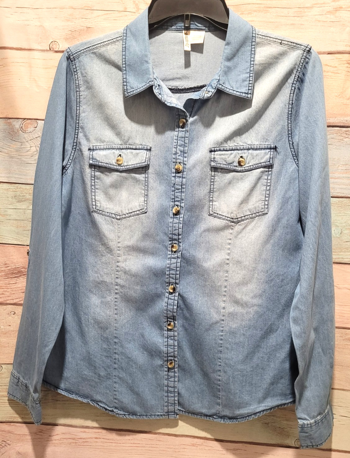Passport Women’s Blue Denim Button Down Shirt Roll Tab Sleeve Cotton Size L