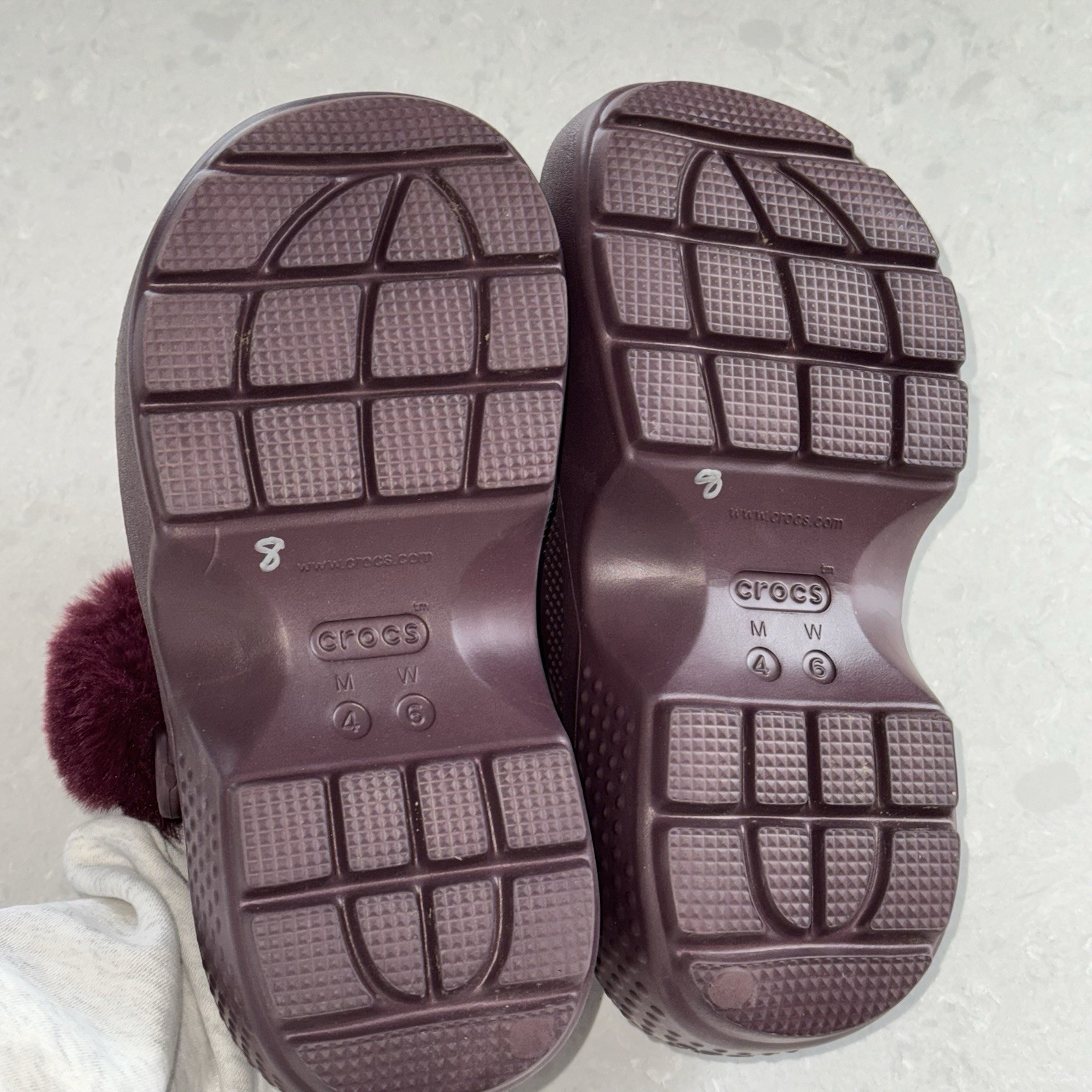Womens Crocs Lined Stomp Dark Cherry Red Faux Fur Platform Clogs Shoes Size 9 M