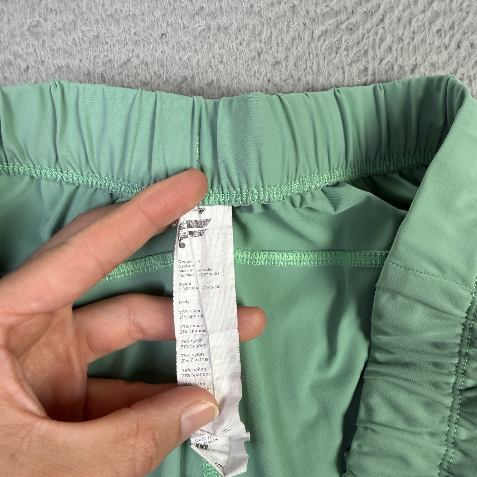 Fabletics The One Shorts Mens Medium Teal Green 7″ Unlined Workout Athletic