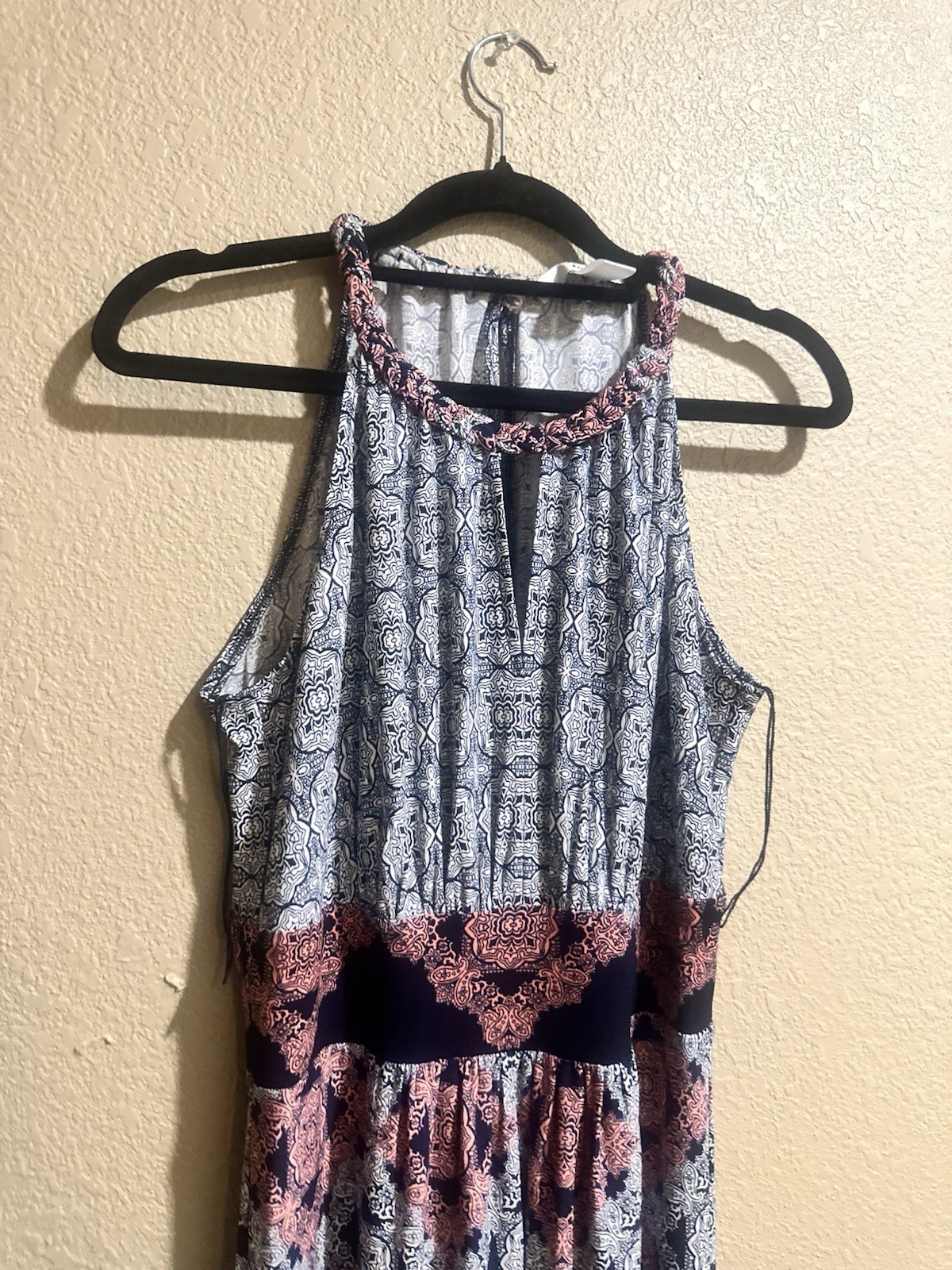 Wisp Blue Pink White Geometric Halter Sleeveless Maxi Dress Rayon Size 4
