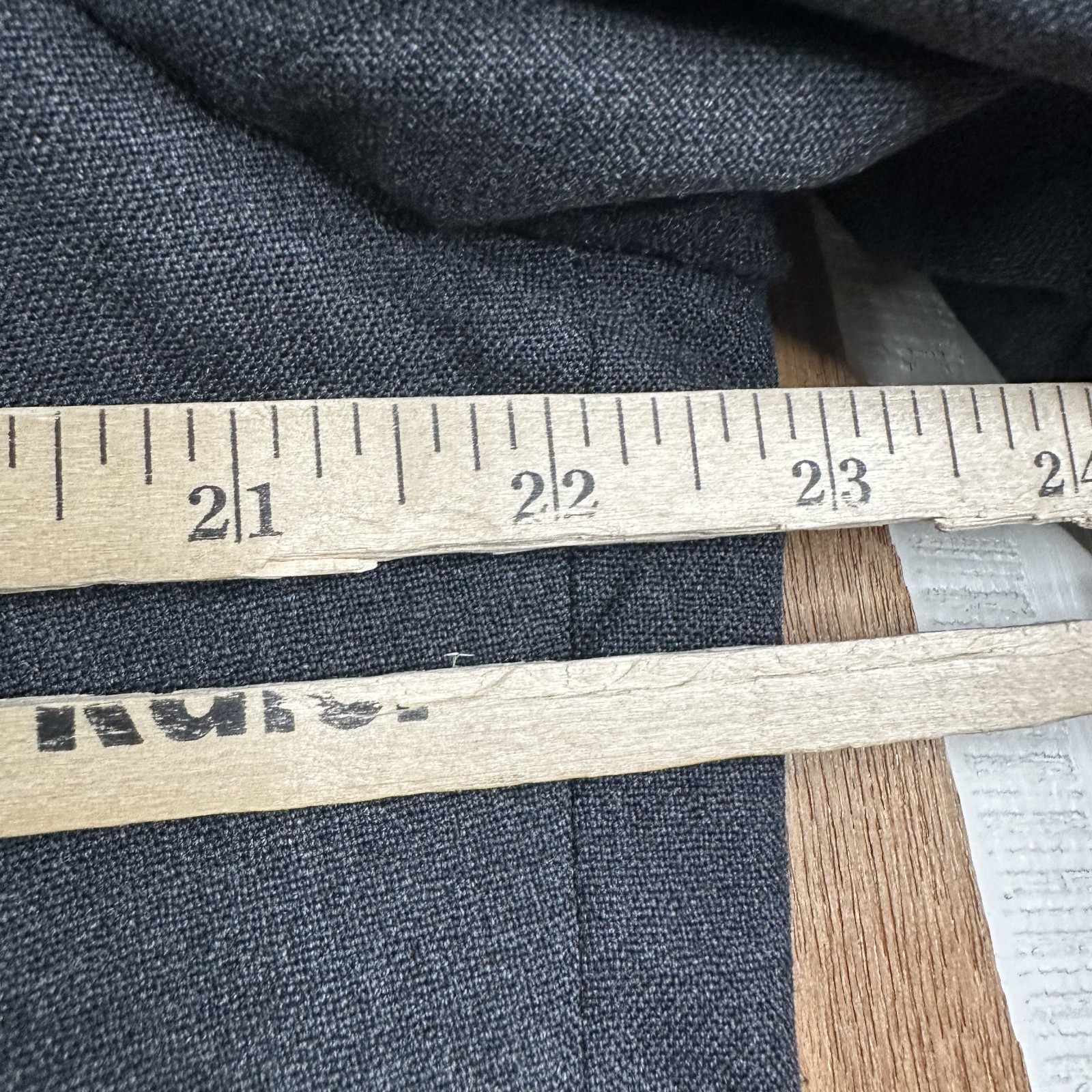 Jos A Bank Suit 44R Gray 2 Button Wool Pants 38×28 Pleated Front Canvased