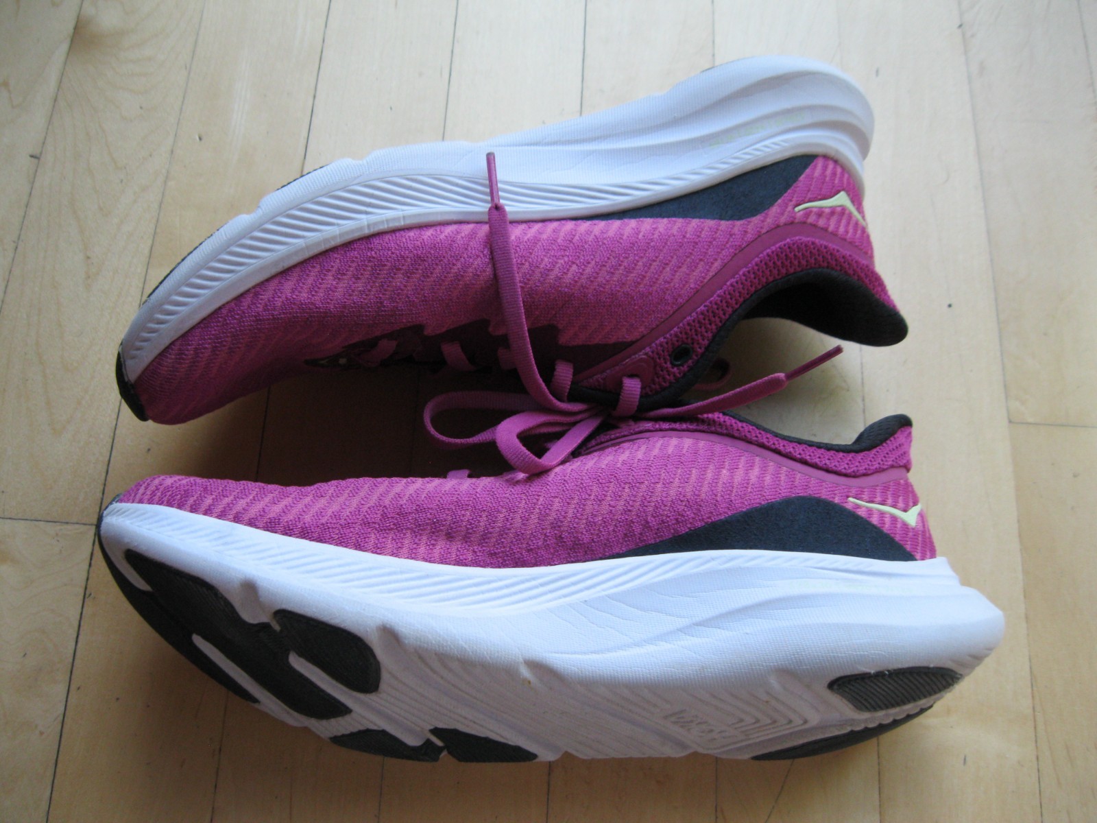 Hoka One One Solimar Stretch Smooth Train Run Sneaker Festival Fuchsia Women 8.5