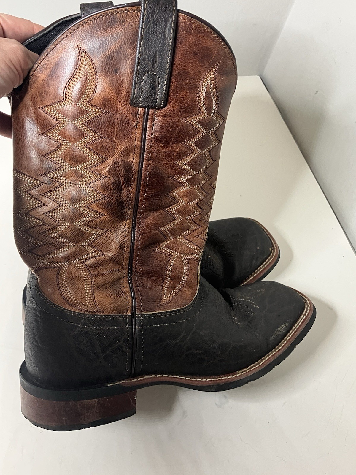 Laredo 7855 Cowboy Boots Men 8.5 EW (extra wide)Brown Leather Western Square Toe