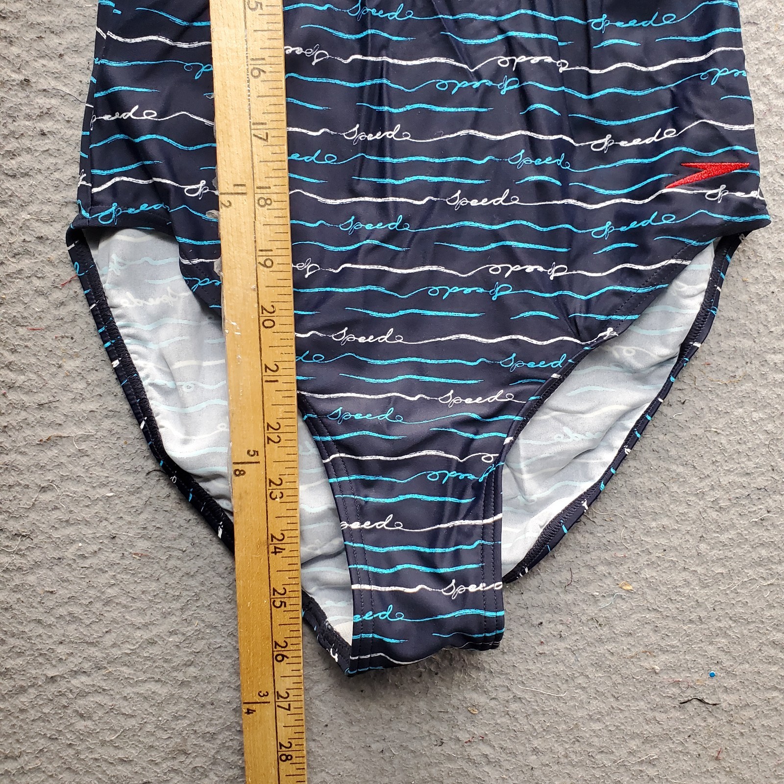 Speedo Swimsuit Womens 38 Multi Script Wave Patterned One Piece Tommy Control