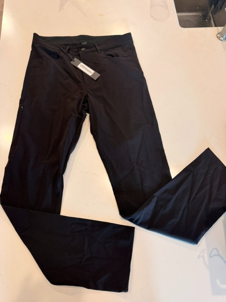Mission Workshop Parallel LT Pants Men’s 30 Black NWT Lightweight Technical