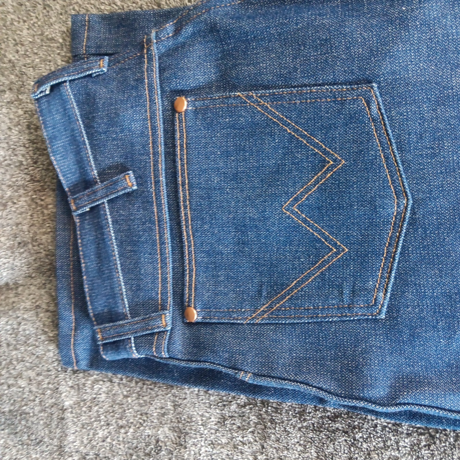 VTG NWT 33/32 WRANGLER JEANS 13MWZ RAW DENIM Pro Rodeo Cowboy Cut Deadstock