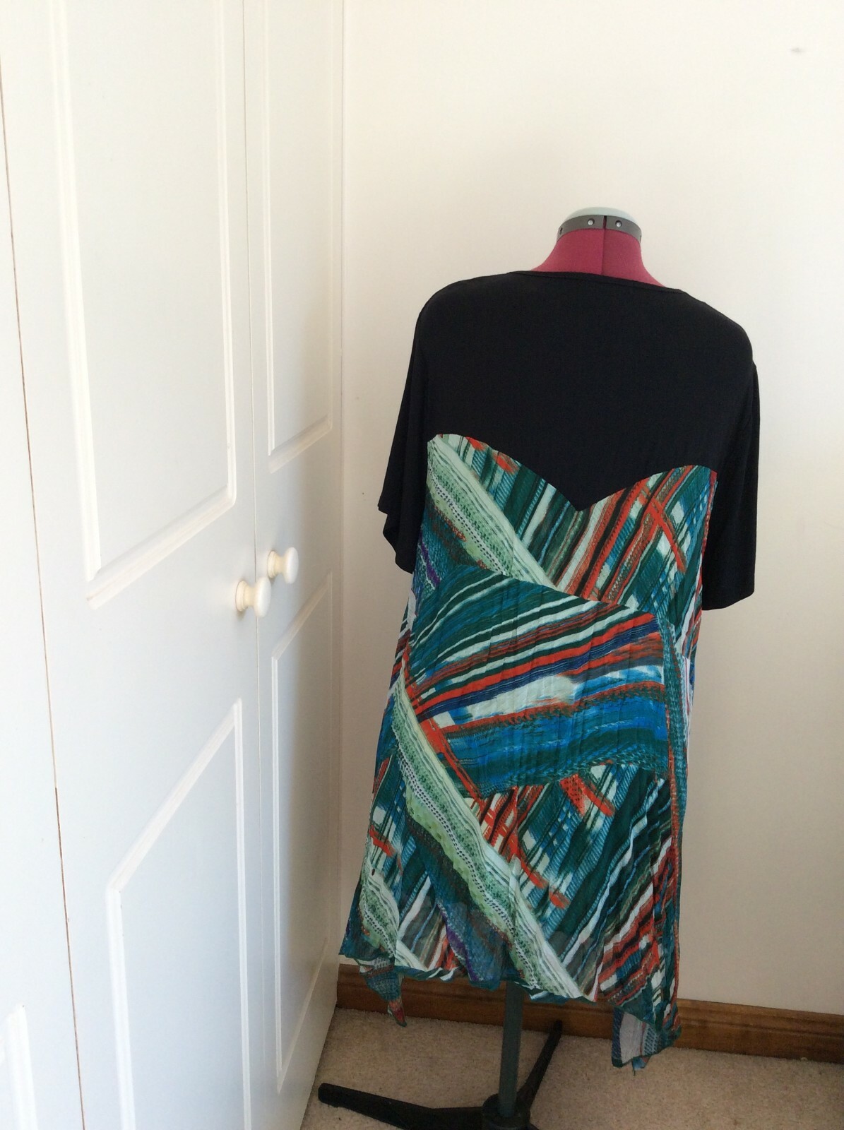 WISHSTONE WOMEN’S S/S MULTICOLORED TOP DRESS IN SIZES S, M, L, XL, XXL