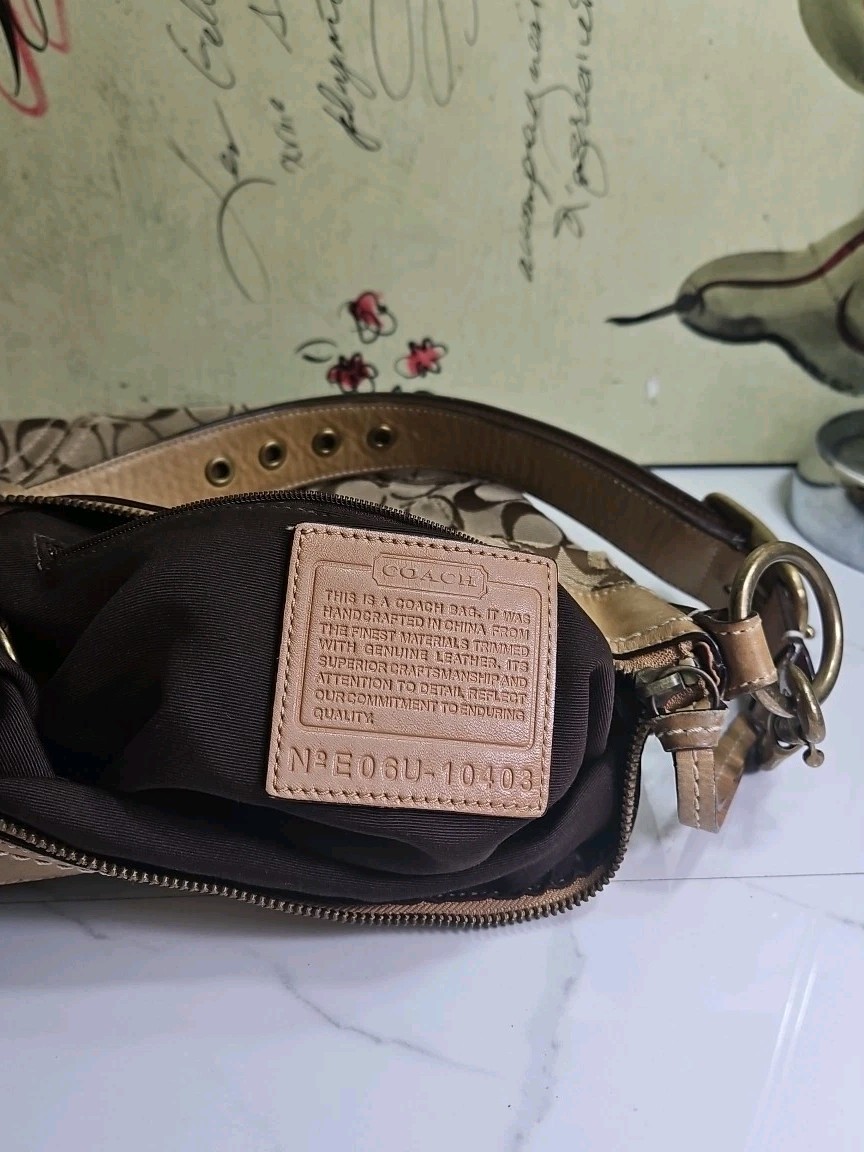 Coach #10403 Signature Canvas CC Monogram Hobo Shoulderbag 10.5x10x2