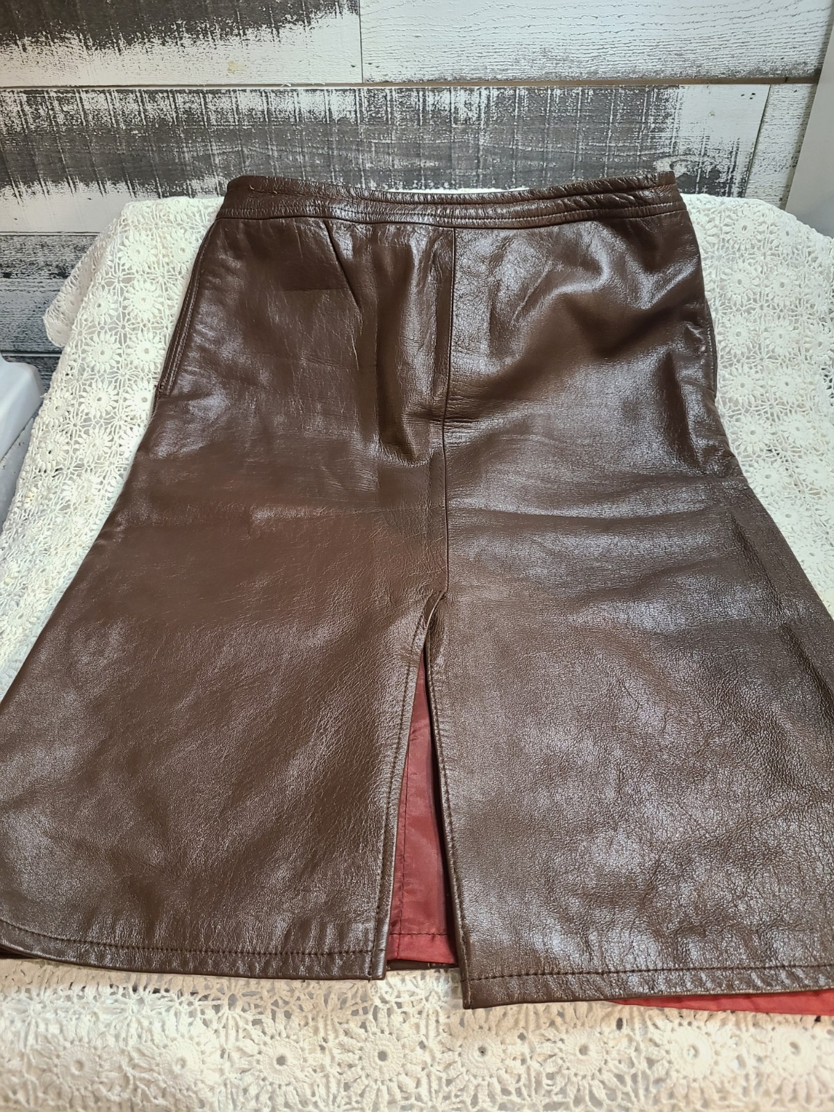 Vintage Lined Leather A Line Skirt Size 10~Waist 30″ Length 25″ Made In USA