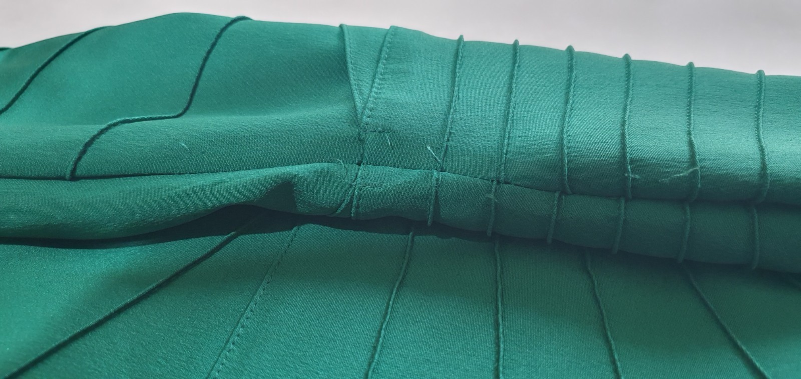 ESCADA Emerald Green Silk Blend Skirt Suit Jacket Set Size 46 EU / 16 US Vintage