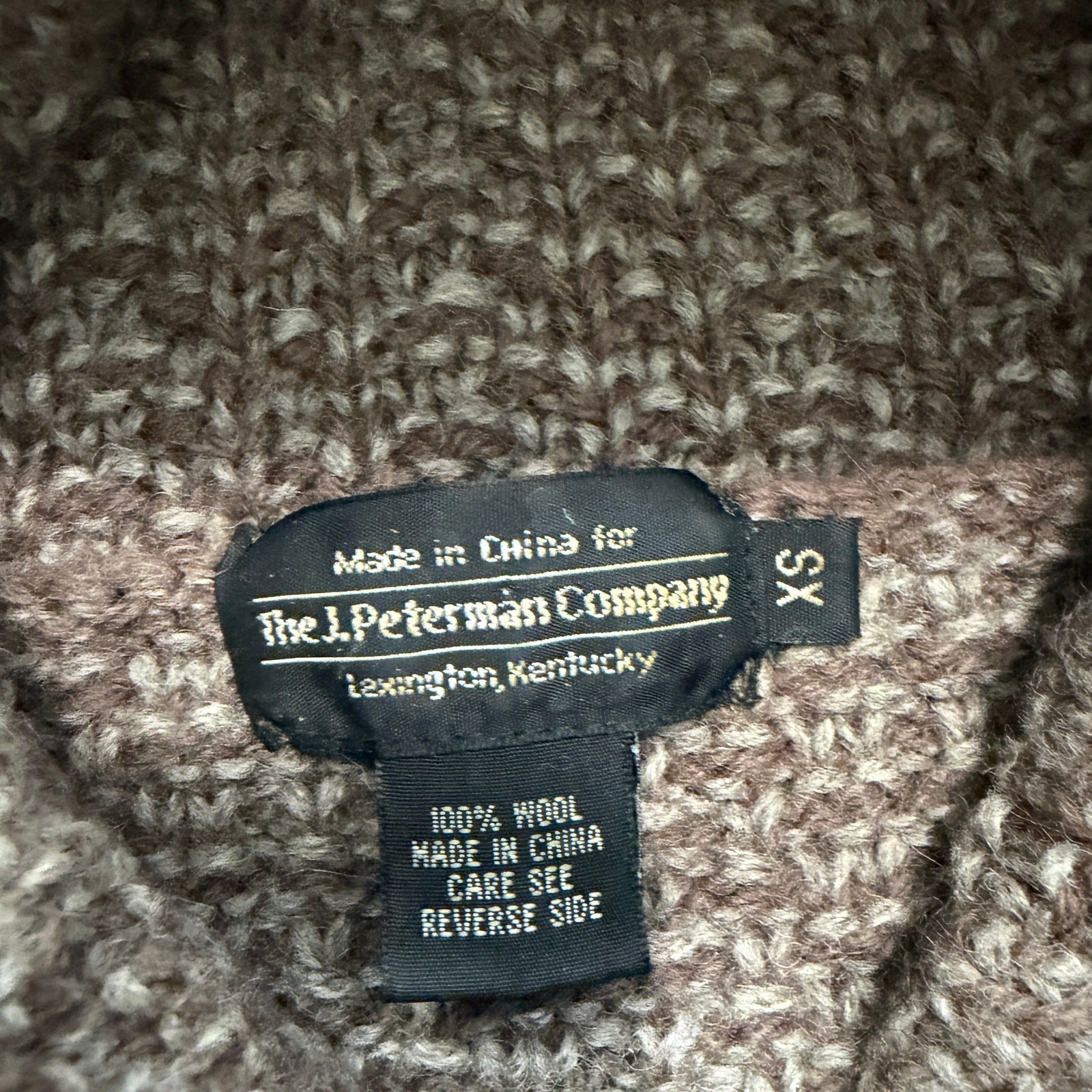 J Peterman 100% Wool Sweater Size Extra Small CS Brown Knit Turtleneck Fisherman