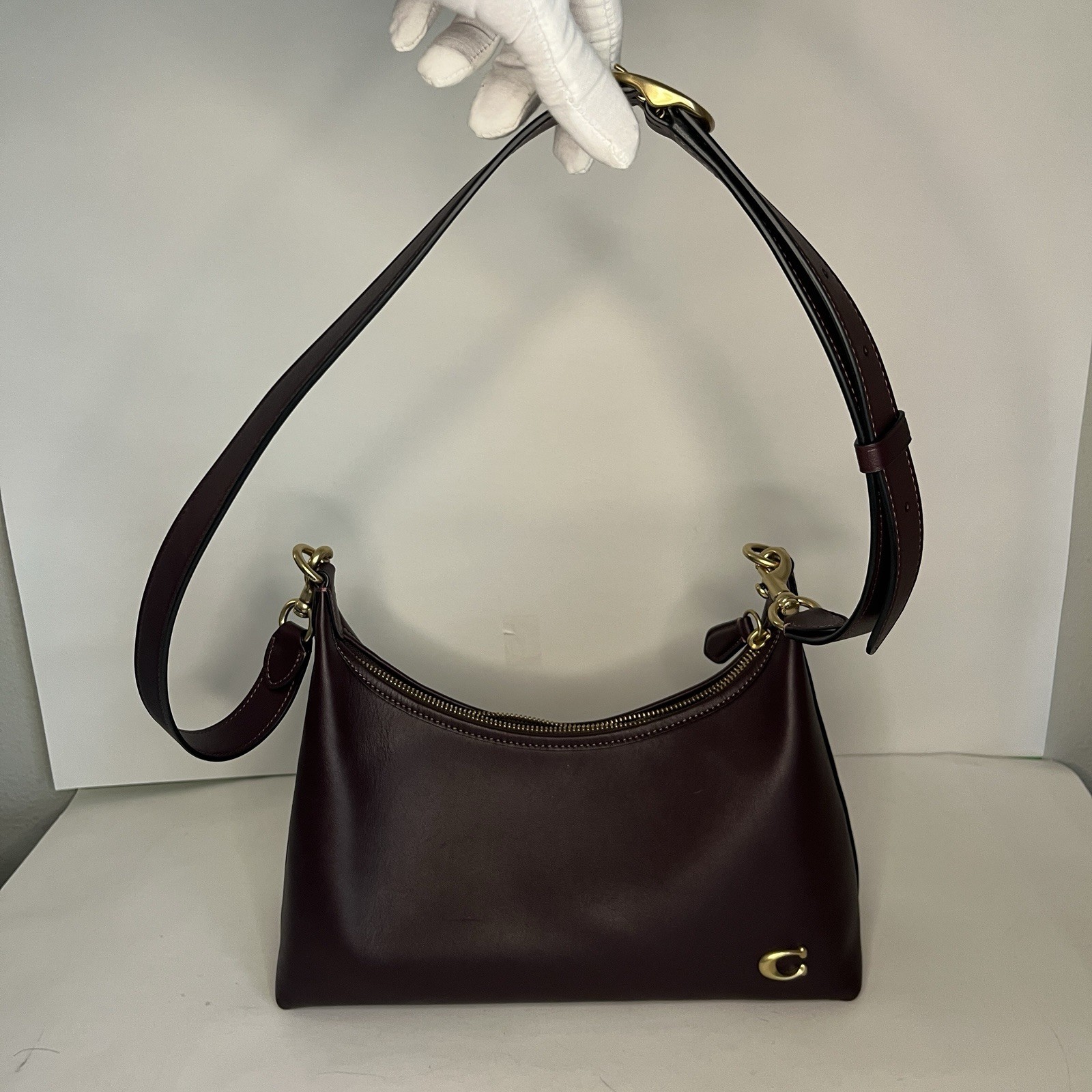 COACH Juliet Shoulder Bag Black Currant Glovetanned Leather Brass Hardware CR981