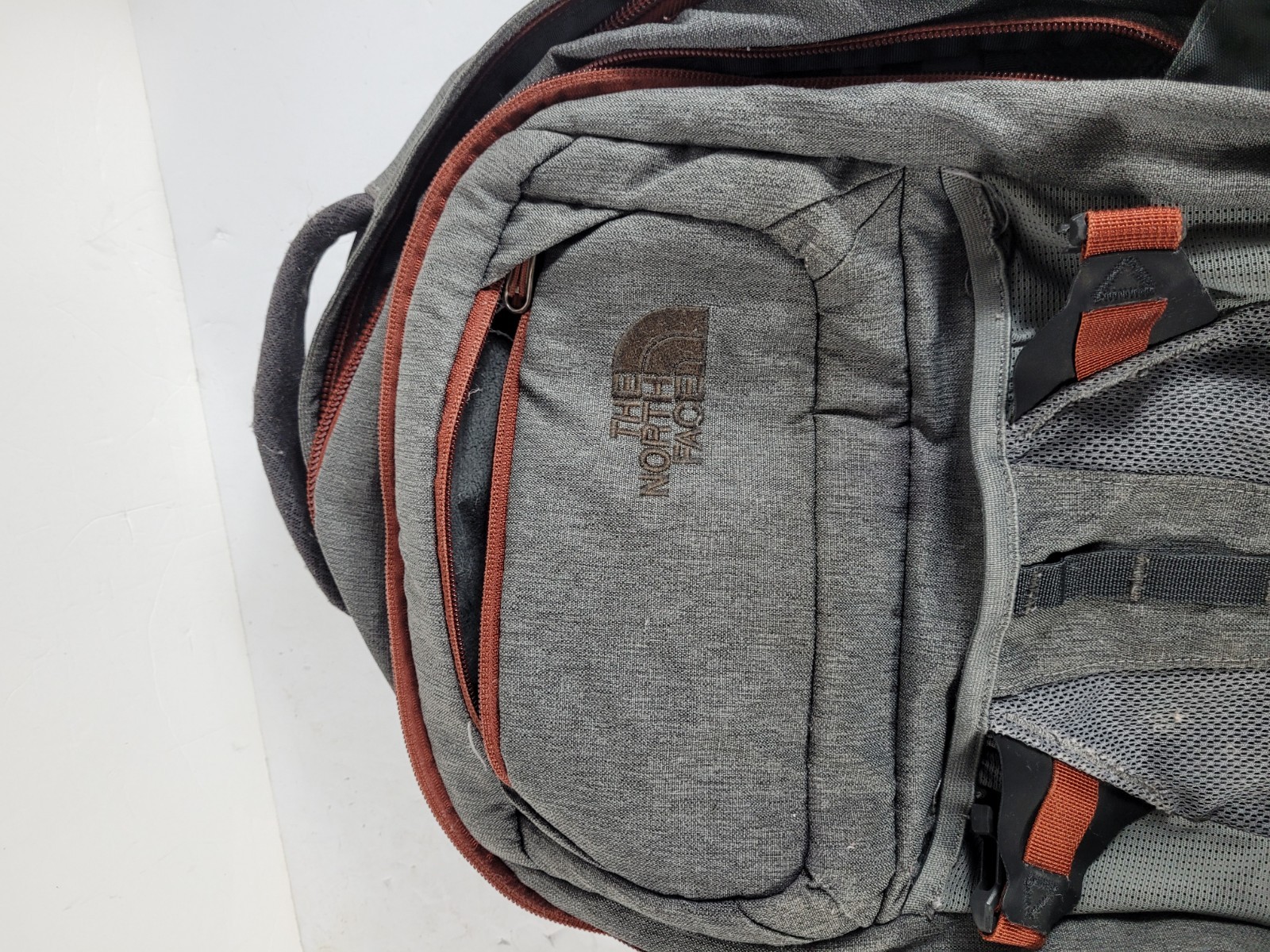 The North Face Recon FlexVent Men’s Backpack Medium Size Pre-Owned Ships Free