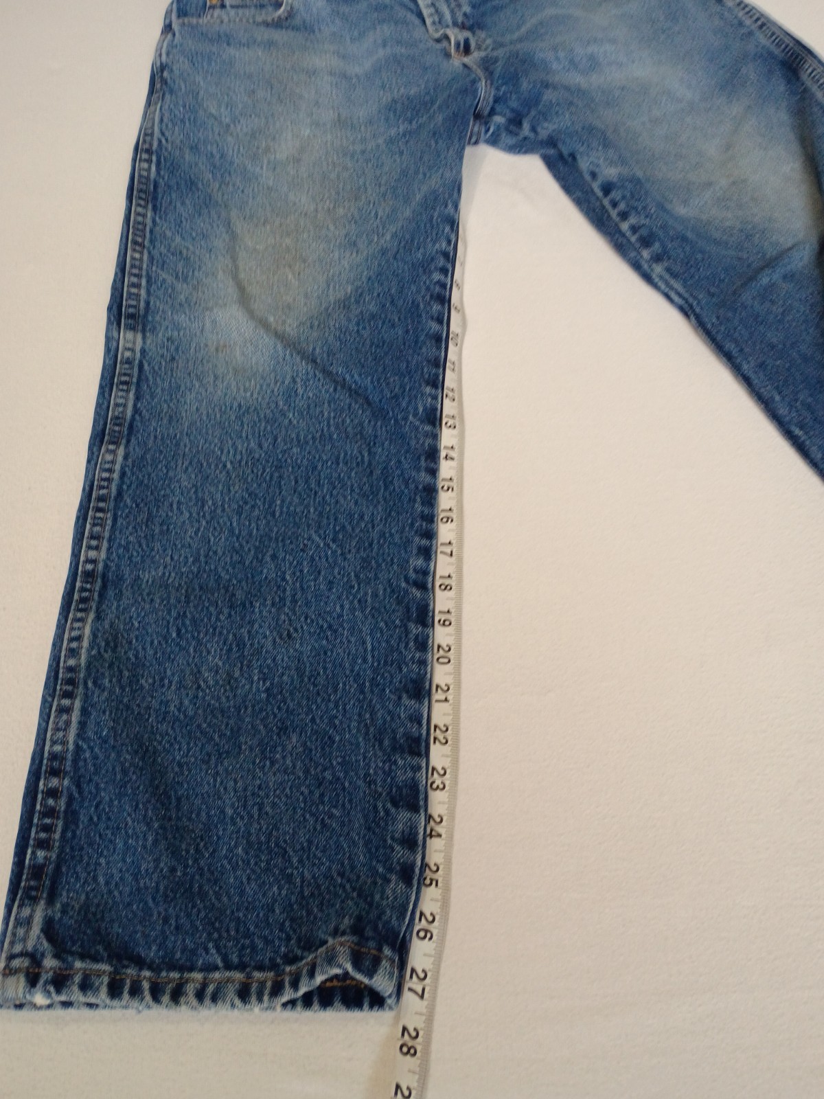 Wrangler Regular Fit jeans (model 96501MR) size 38 x 29 Farm Worn Stained