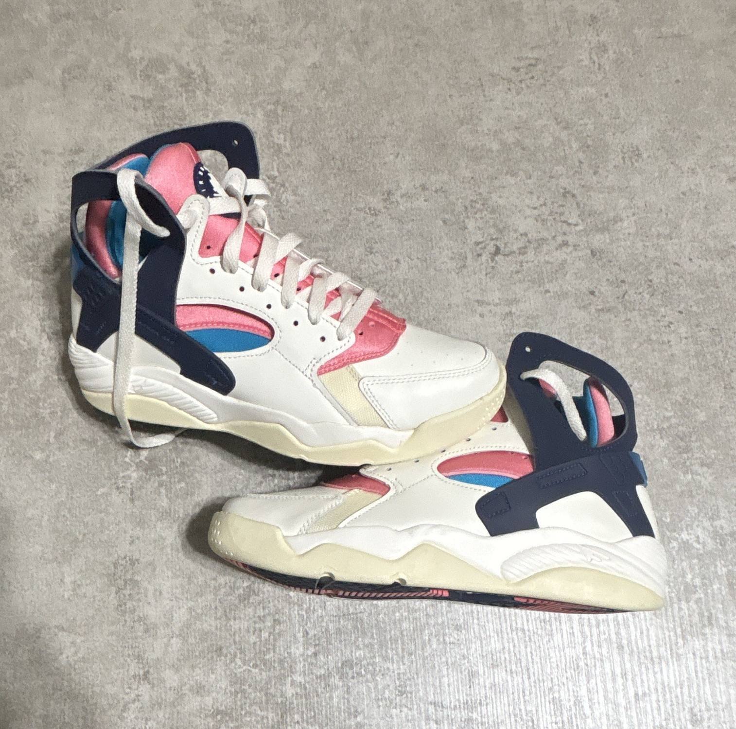 Nike Air Flight Huarache FD0183 White Pink Blue Navy Colorblock High Top Sneaker