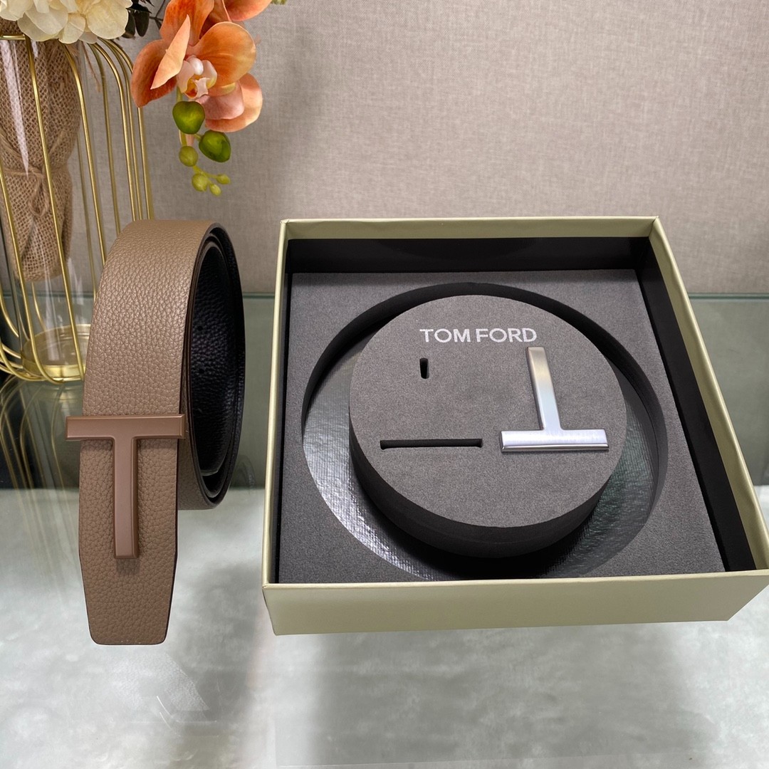 Tom Ford Mens T Logo Brown/Black Leather Dress Belt S.S. Buckle