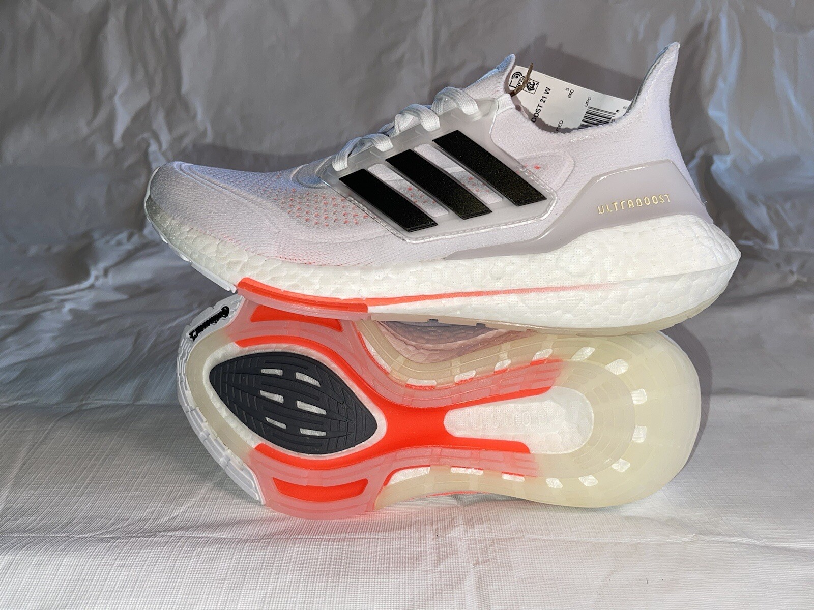 Women’s Adidas UltraBoost 21 Tokyo Size 6.5 S23840 Cloud White/Core Black/Red