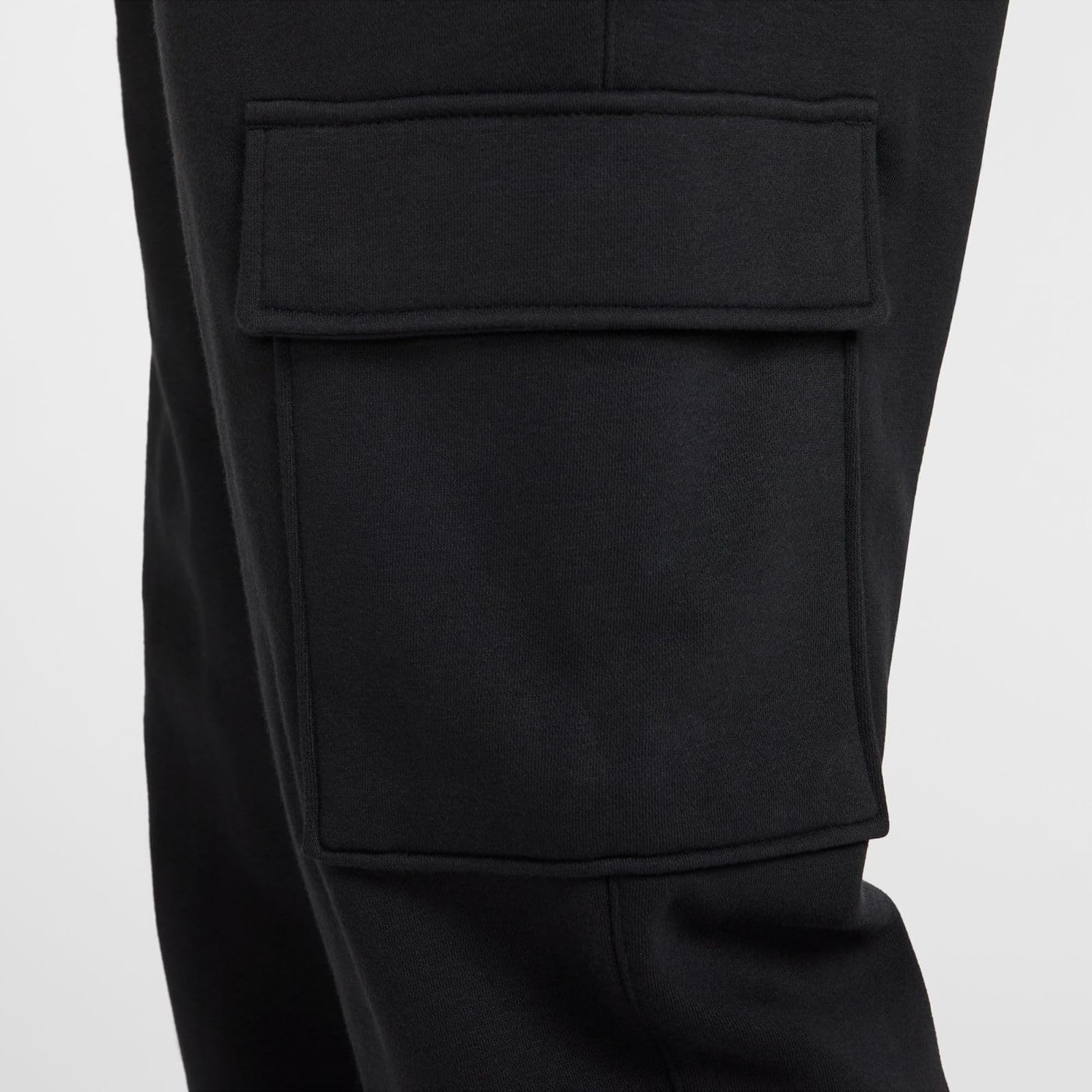 Nike Men’s Club Fleece Cargo Pants, Black/Black/White – Black/Black/White – Larg