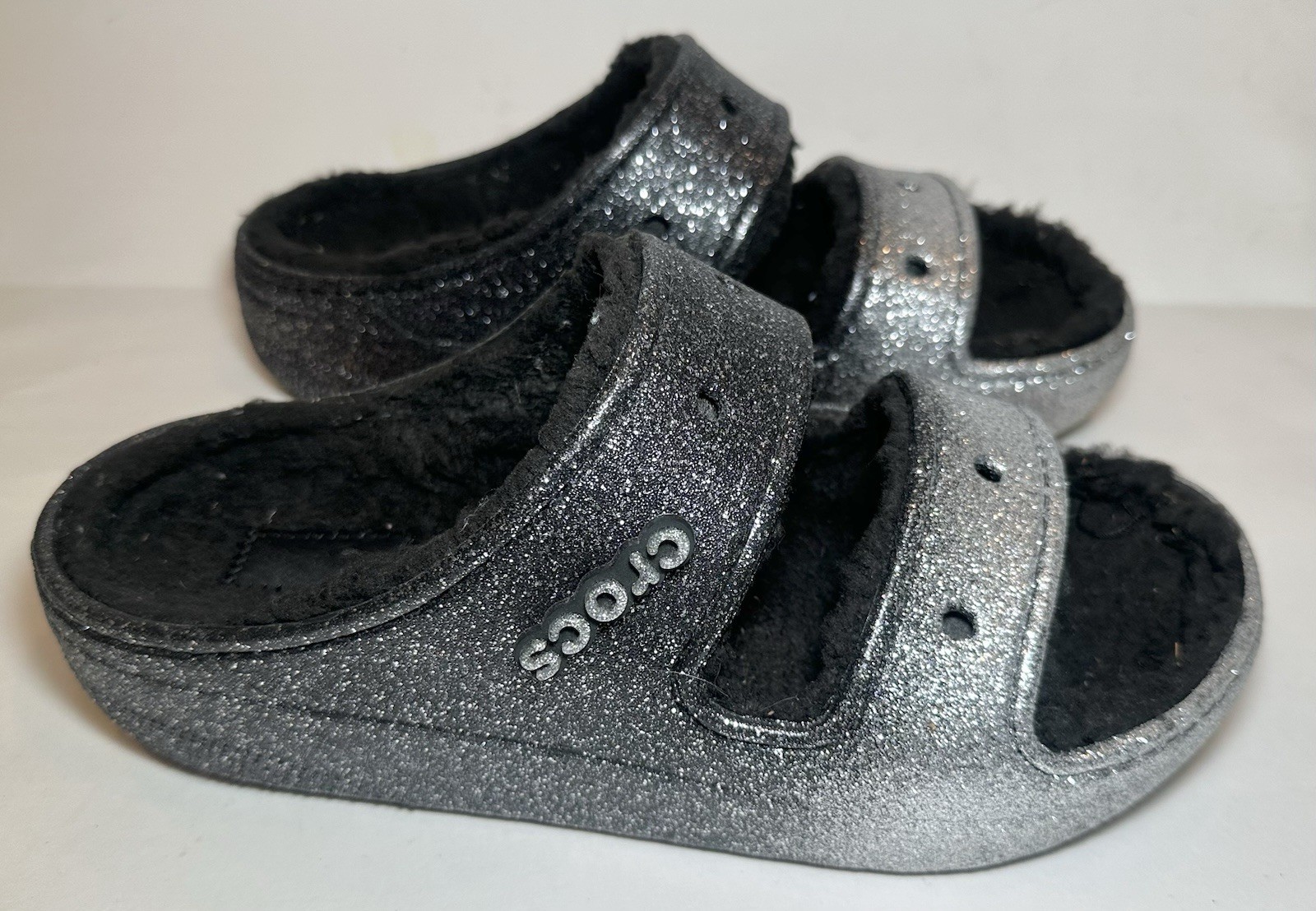 Crocs Classic Cozzzy Glitter Sandal Black Silver Ombre W9 M7 Fur Lined Sherpa