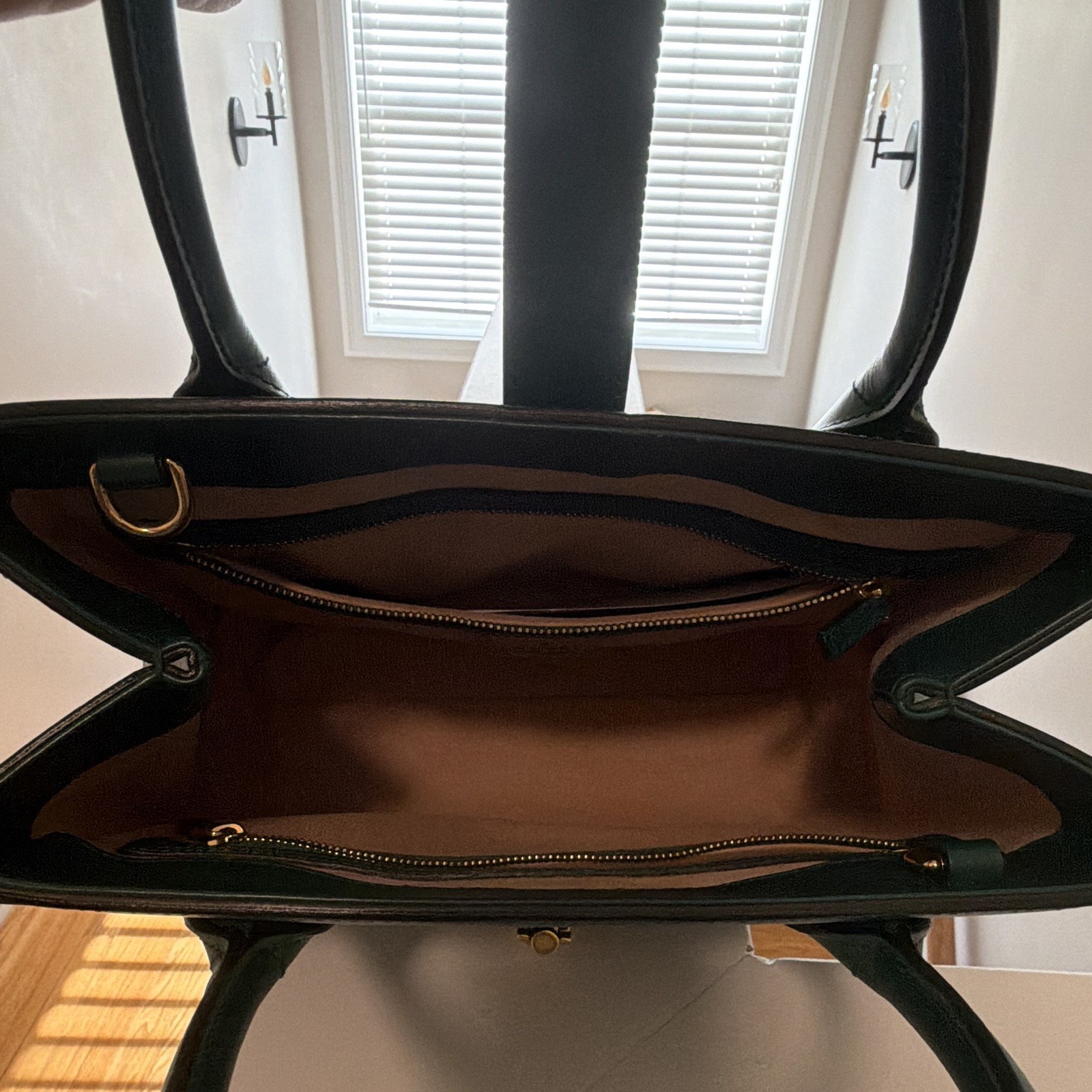 Gucci Jackie 1961 with Gold Piston Hardware, Classic