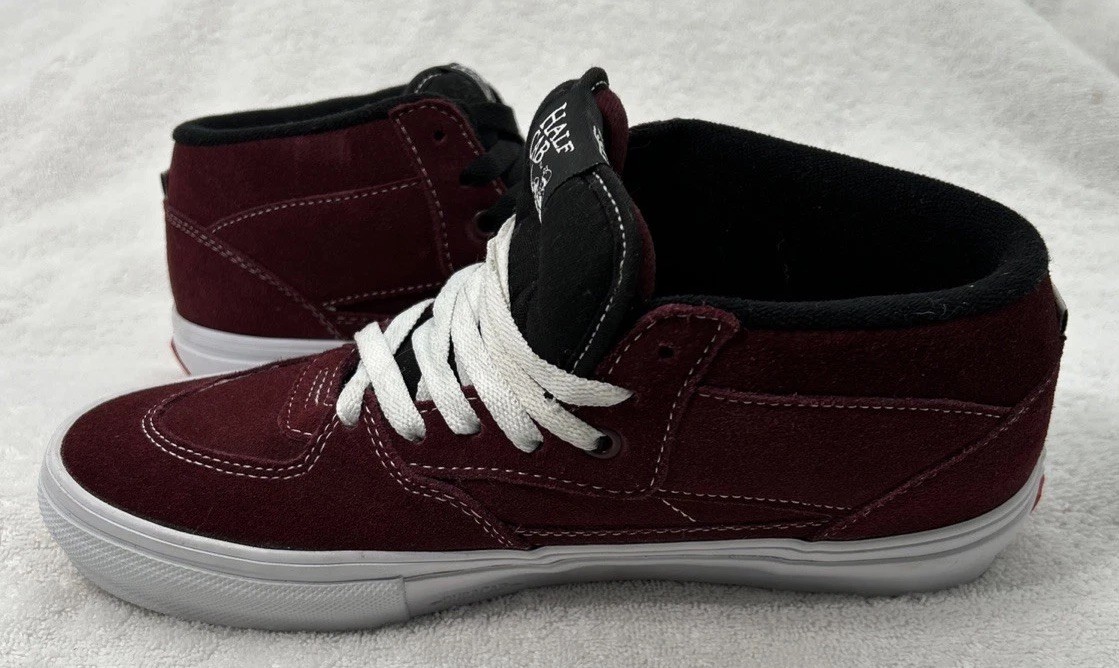 VANS HALF CAB SKATE BURGUNDY MEN’S SZ (8) 721454 NEW W/O BOX