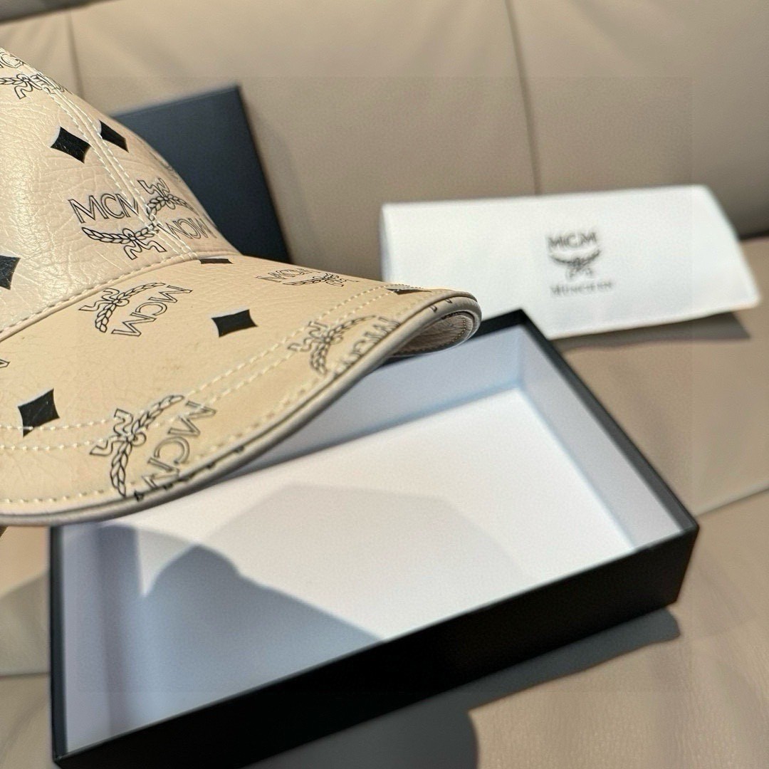 MCM All Over Print Leather Baseball Cap Top Grain Cow Leather Curved Brim Hat