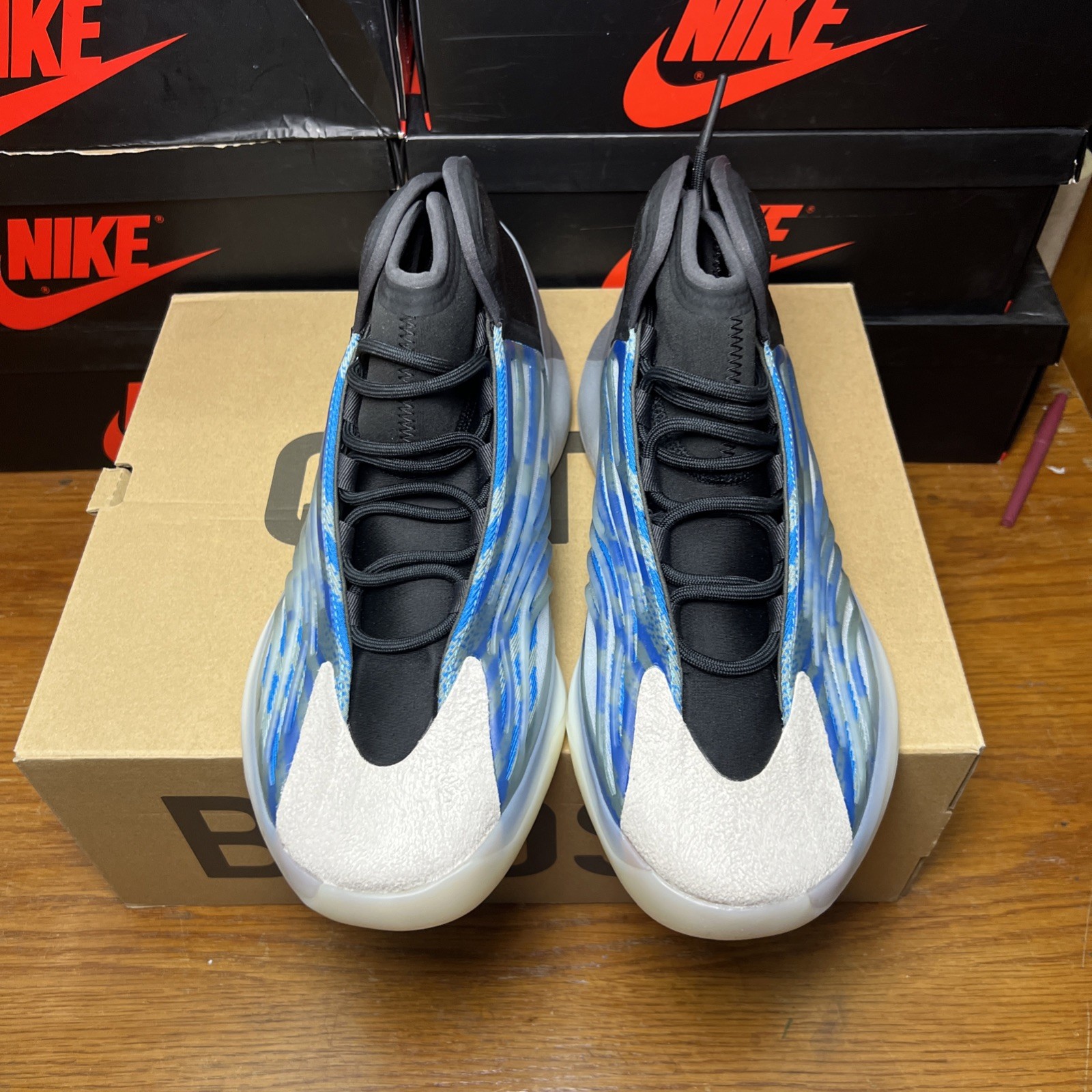 Adidas – US 14 Men’s Frozen Blue/Off White/Black Boost – Yeezy QNTM – GZ8872 NIB