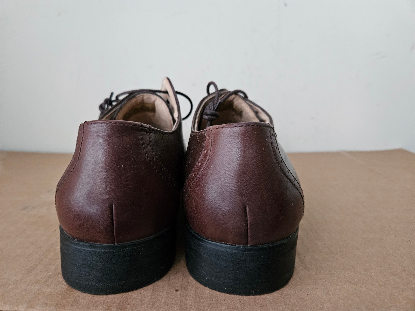 Joseph Abboud Brown Leather Cap Toe Oxford Shoes Mens size 9.5 NEW