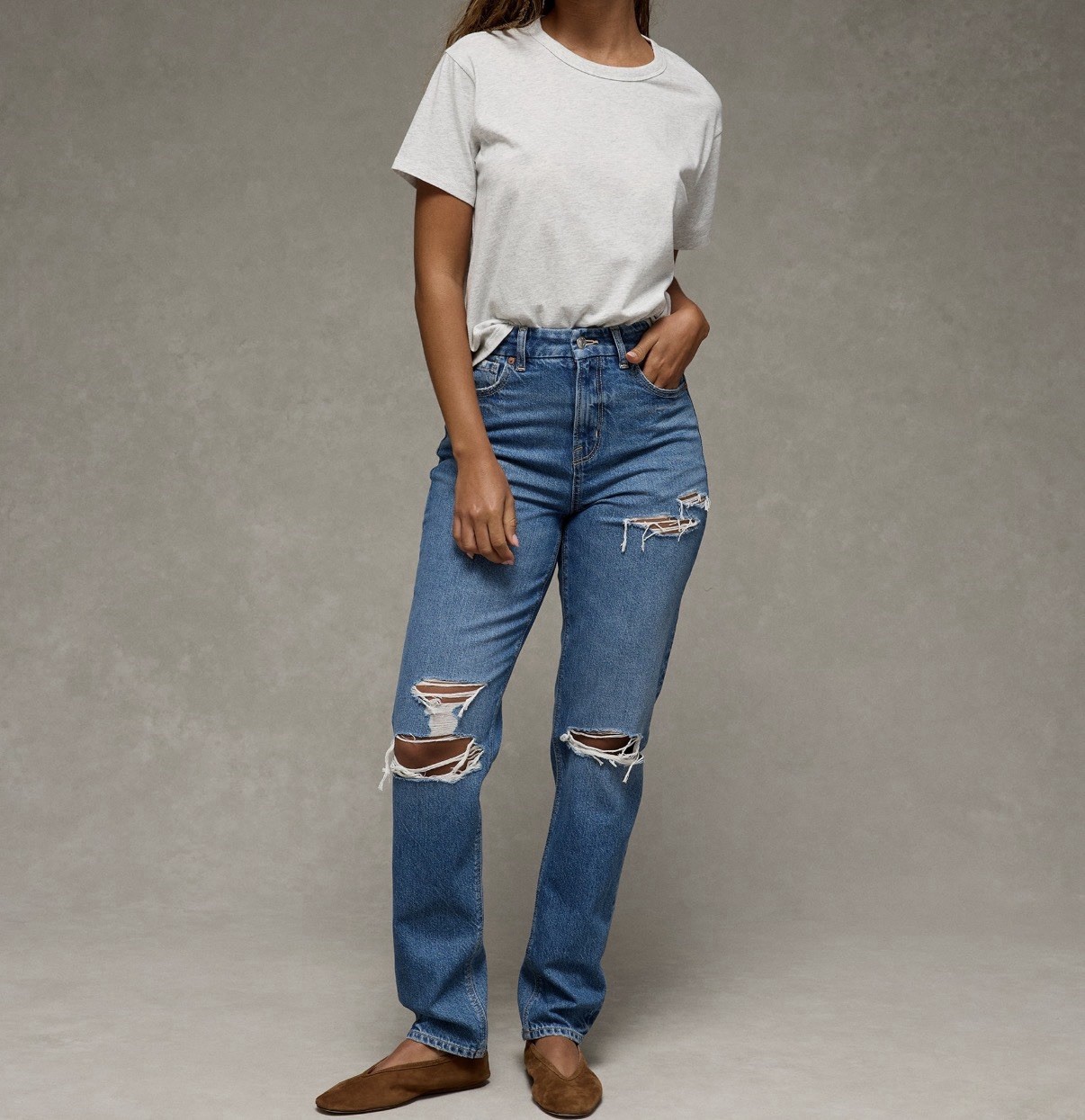 American Eagle Strigid Curvy Mom Jeans Women’s Blue Medium Wash Size 10