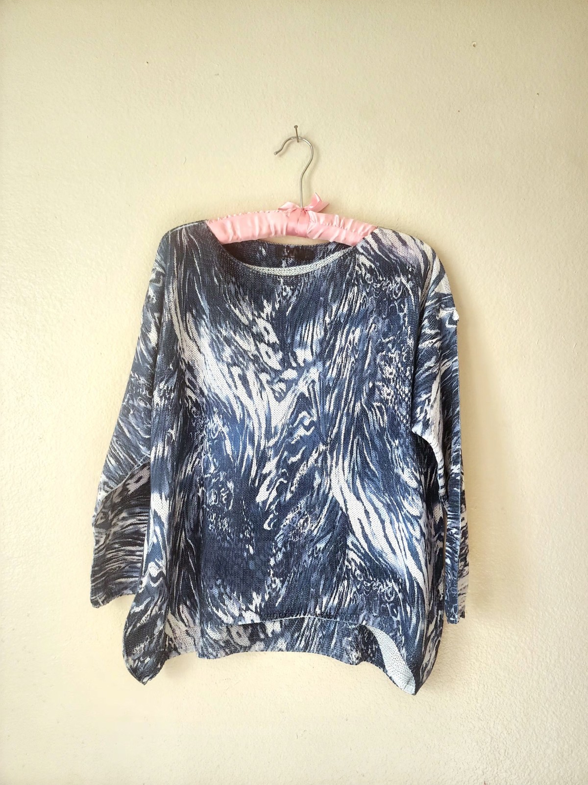 Karen Kane Sweater. Size S.