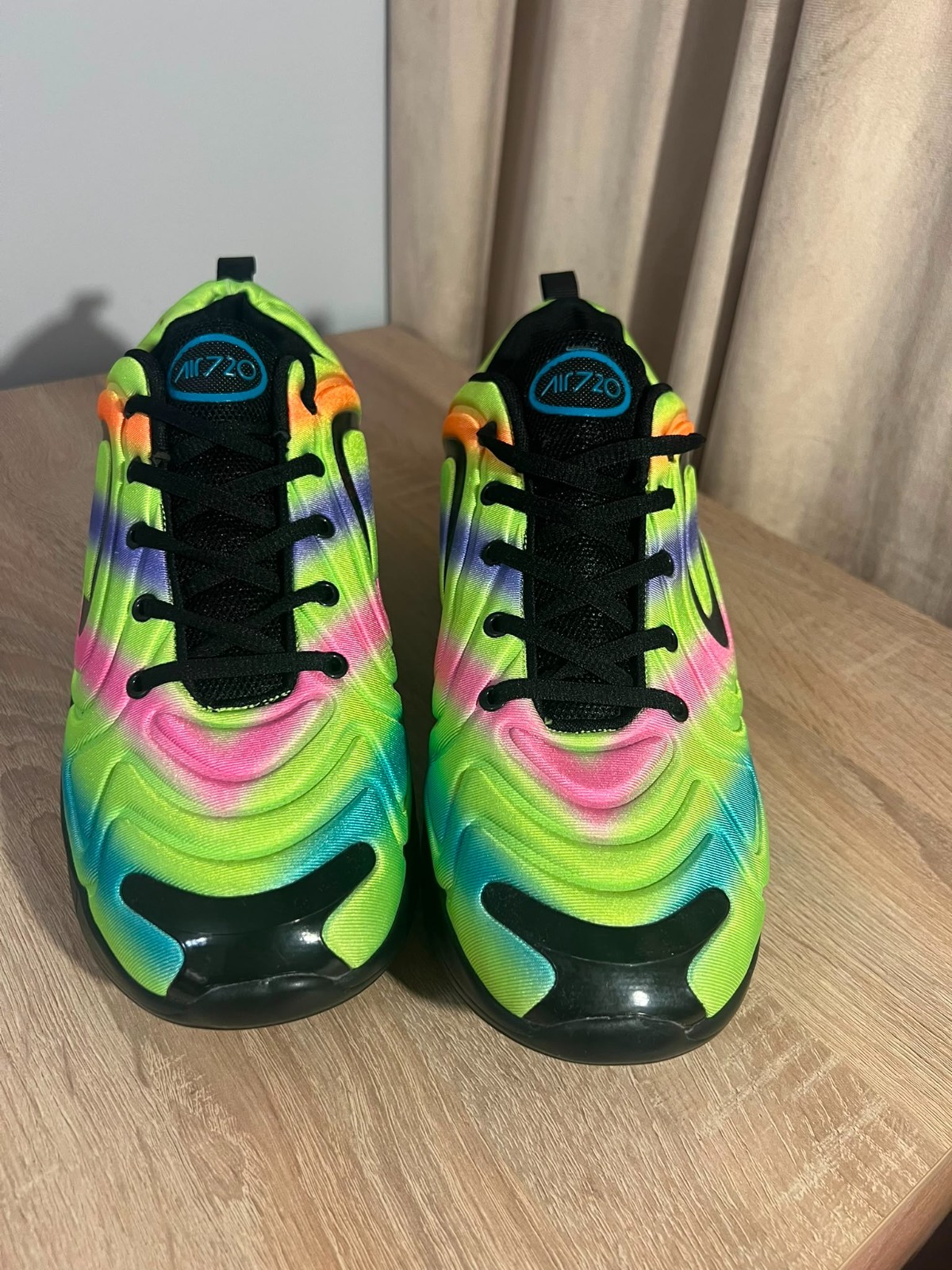 sneakers men size 11