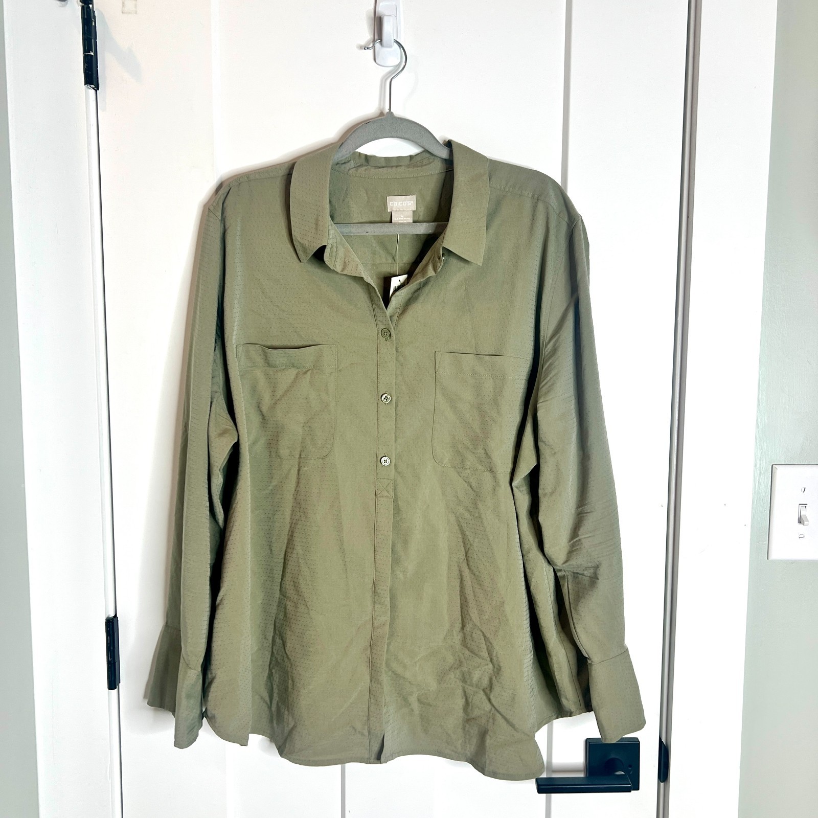 Chico’s Silky Soft Dobby Half-Placket Shirt Modal in Vetiver Button-Up XXL NWT