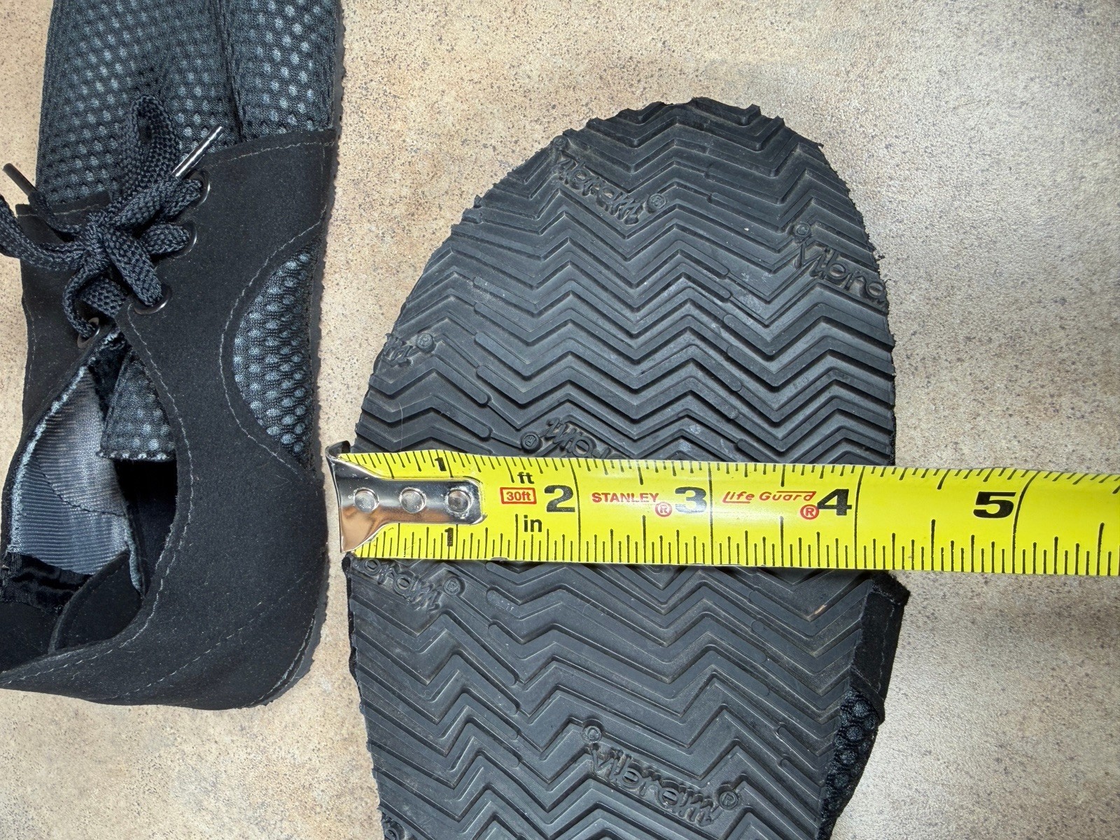 Softstar Dash RunAmoc Zero Drop Vegan Barefoot Shoes Black Vibram Size 8 Wide