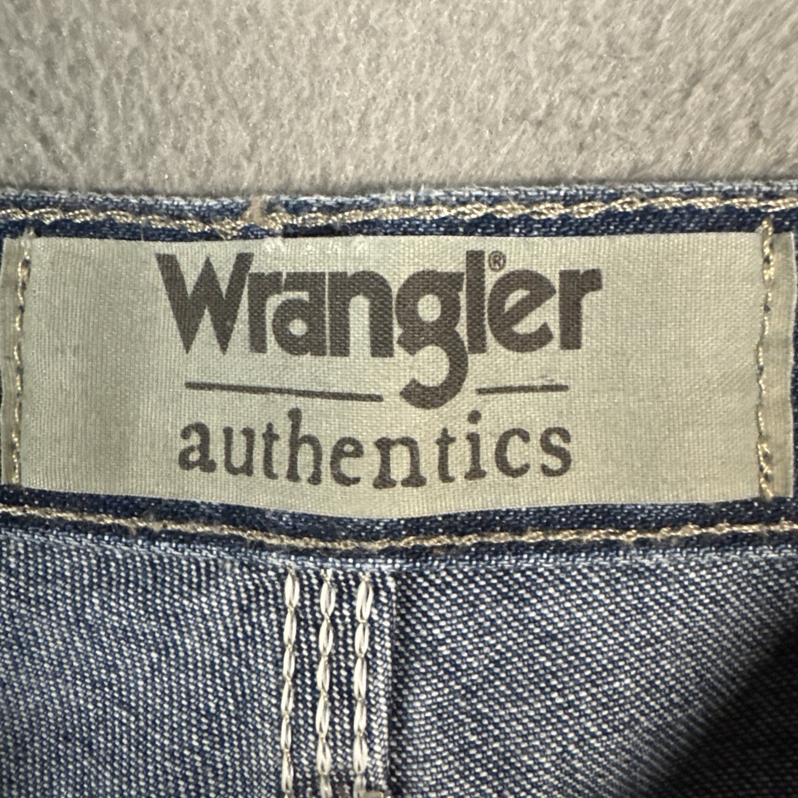 Wrangler Authentics Jeans Mens 40×30 Blue Straight Carpenter Denim Cotton Blend