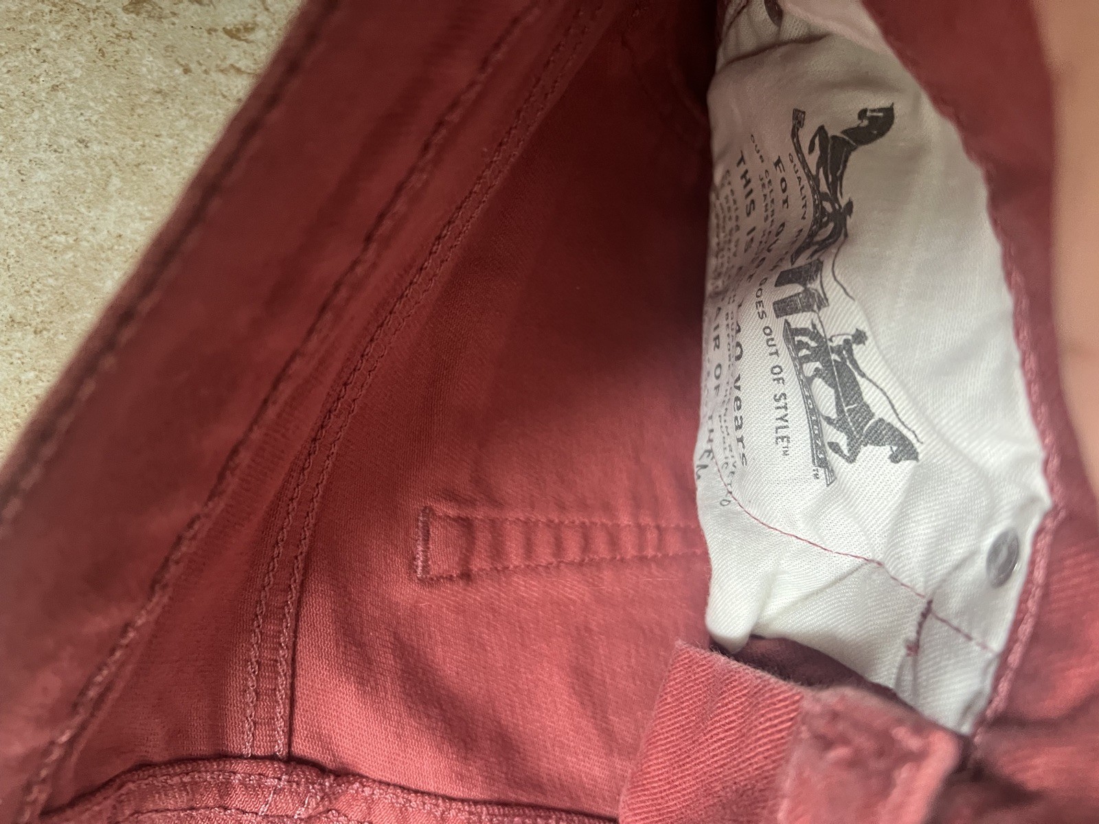 Levi’s 511 Men’s Denim Slim Fit Jeans Red size w30 L30 30×30 salmon pink white