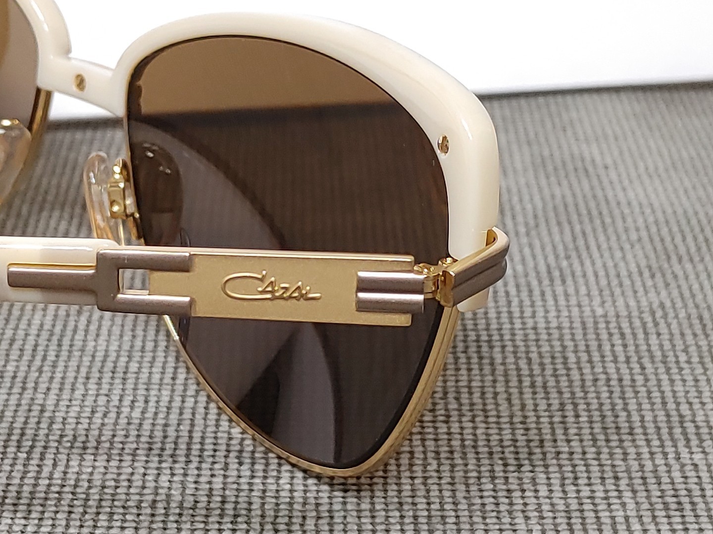 Cazal 9062 Sunglasses Frames 003 Ivory Gold Full Rim 60-15-135 Semi Cat Eye