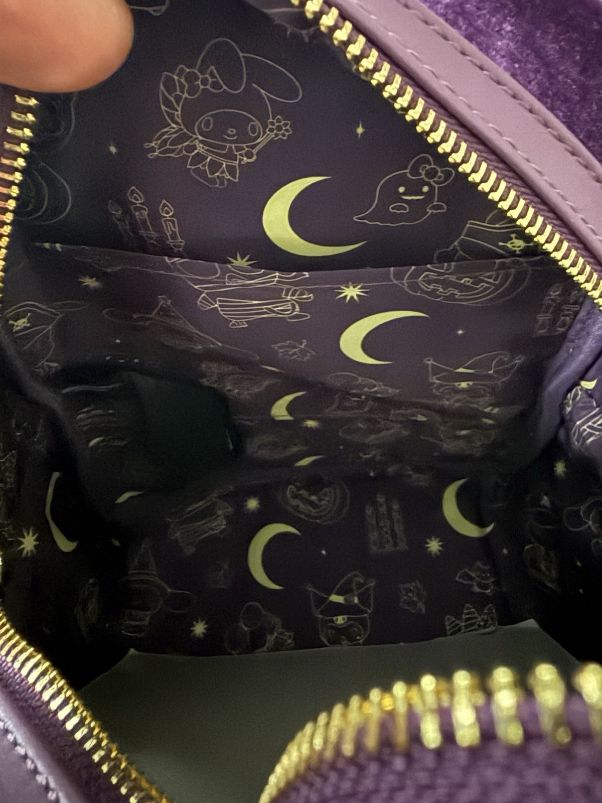 Loungefly Sanrio Hello Kitty & Friends Halloween Velvet Mini Backpack – NWT