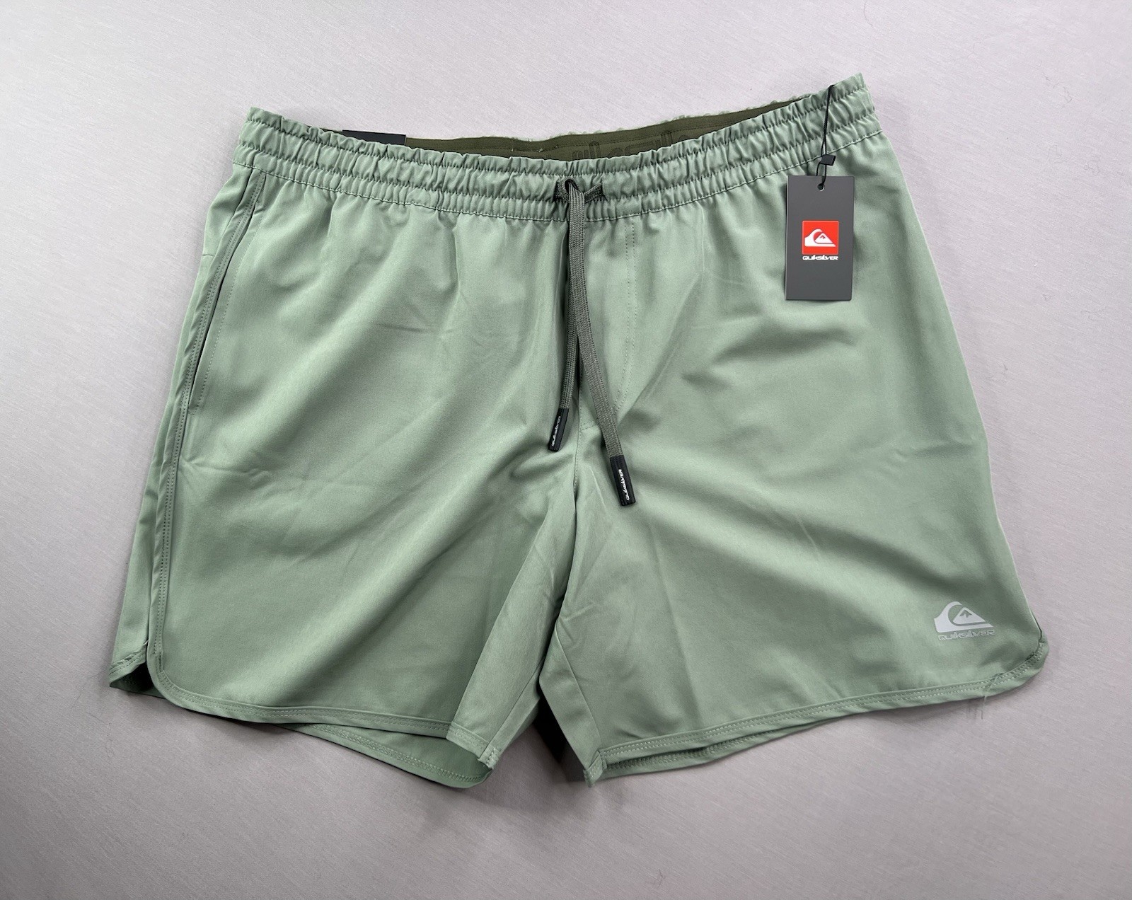 Quiksilver Mens Omni Athletic Shorts – Sea Spray Sz XL