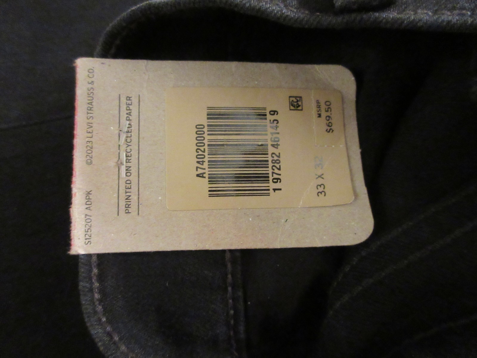 Levis 314 BlackJeans Womens 33 x 32 Shaping Straight Blackout Biker Denim