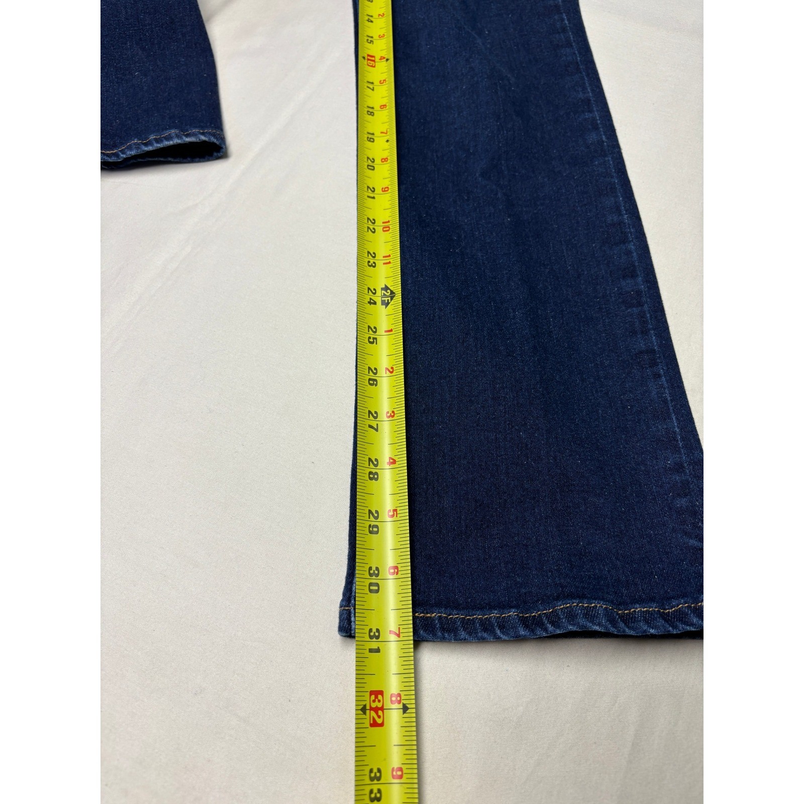 Levi Strauss Premium Big E 314 Shaping Straight Dark Denim Jeans Women 33X31