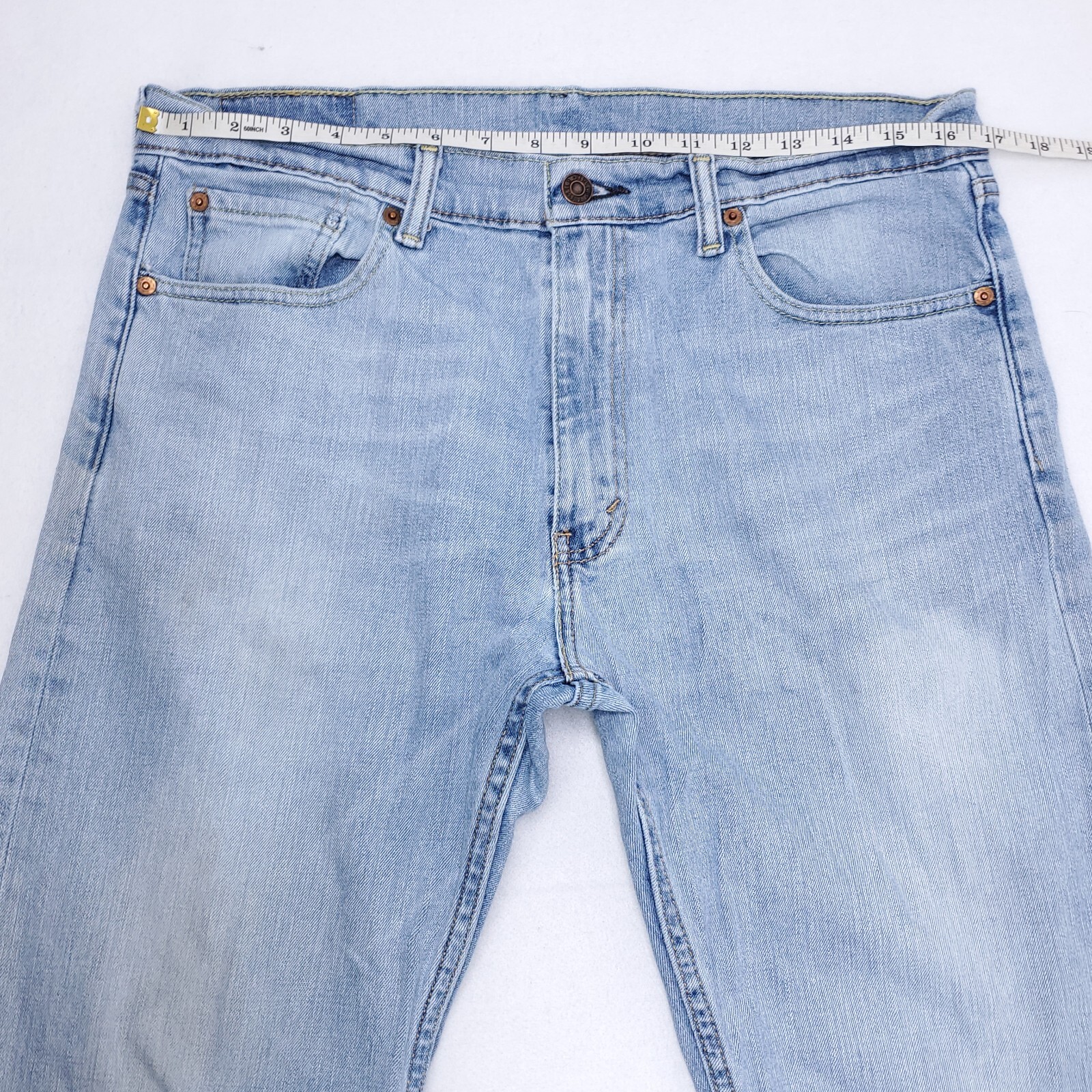 Levi’s 500 Series Regular Straight Leg Jeans Size 32×32 Light Wash Distressed