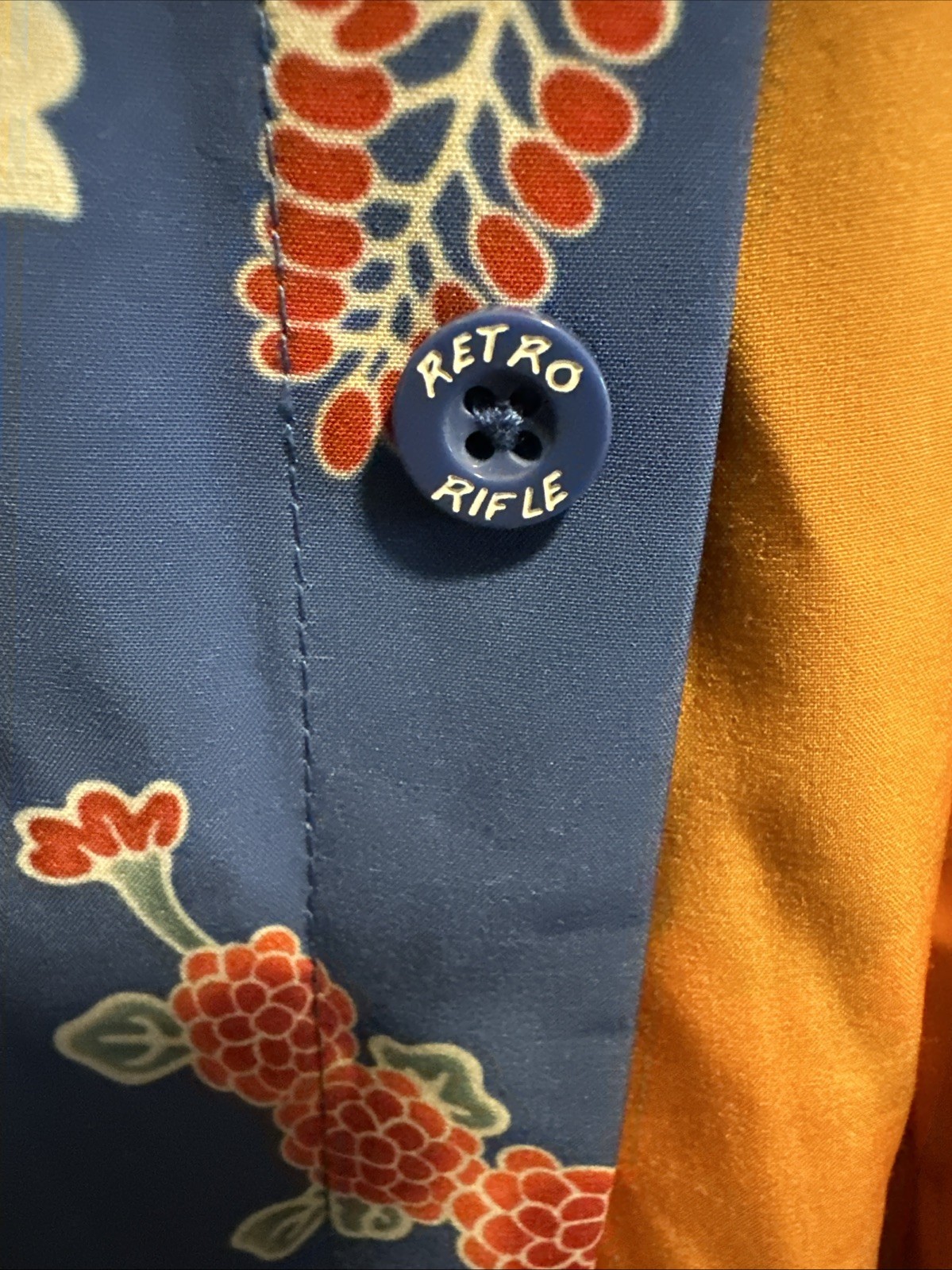 Retro Rifle Shirt Mens 2XL Blue Button Up Romeo Hawaiian