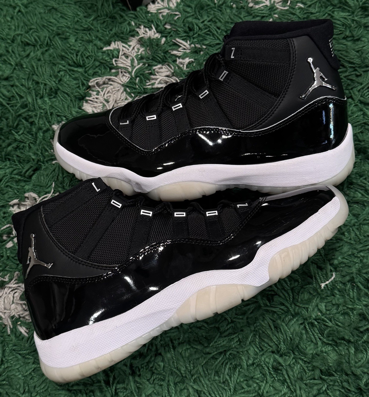 Jordan 11 Retro Jubilee 25th Anniversary Size 10 VNDS WORN ONCE! SHIPS IN 24 HRS